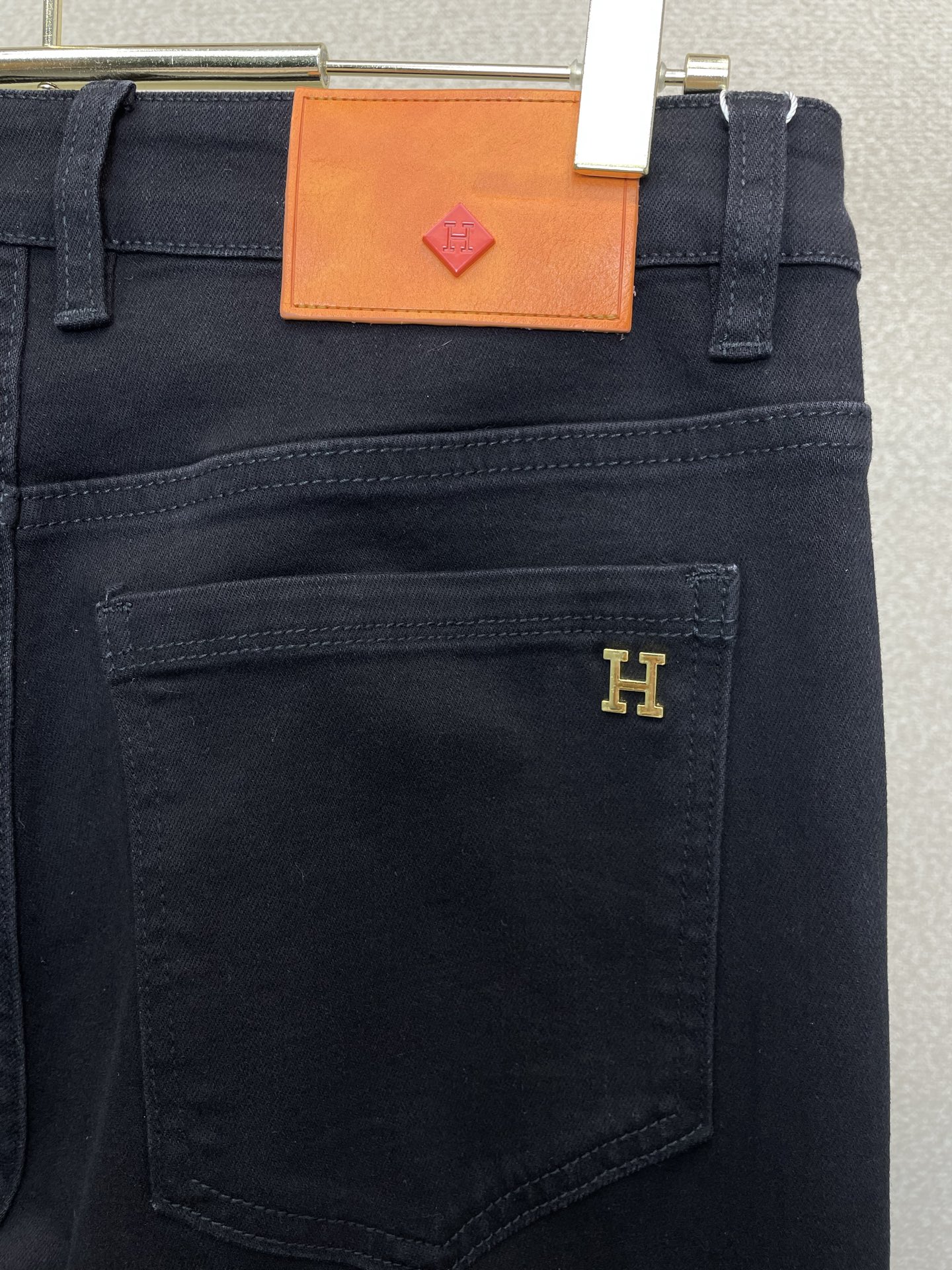 Hermès爱马仕💥砸锅卖铁都要上的新款新款休闲牛仔裤👖高端版本 专柜定制面料 透气舒适度高，细节无可挑