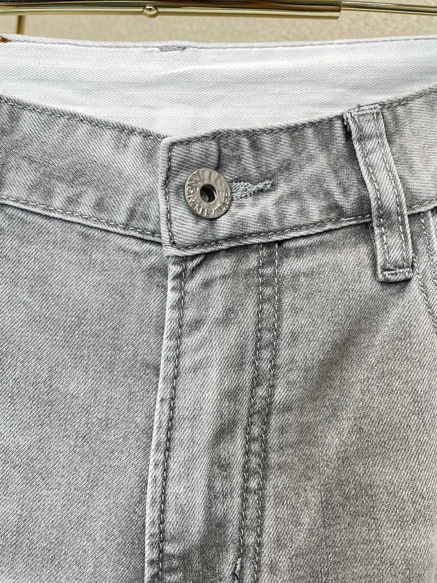 Burberry巴宝莉💥砸锅卖铁都要上的新款新款休闲牛仔裤👖高端版本 专柜定制面料 透气舒适度高，细节无