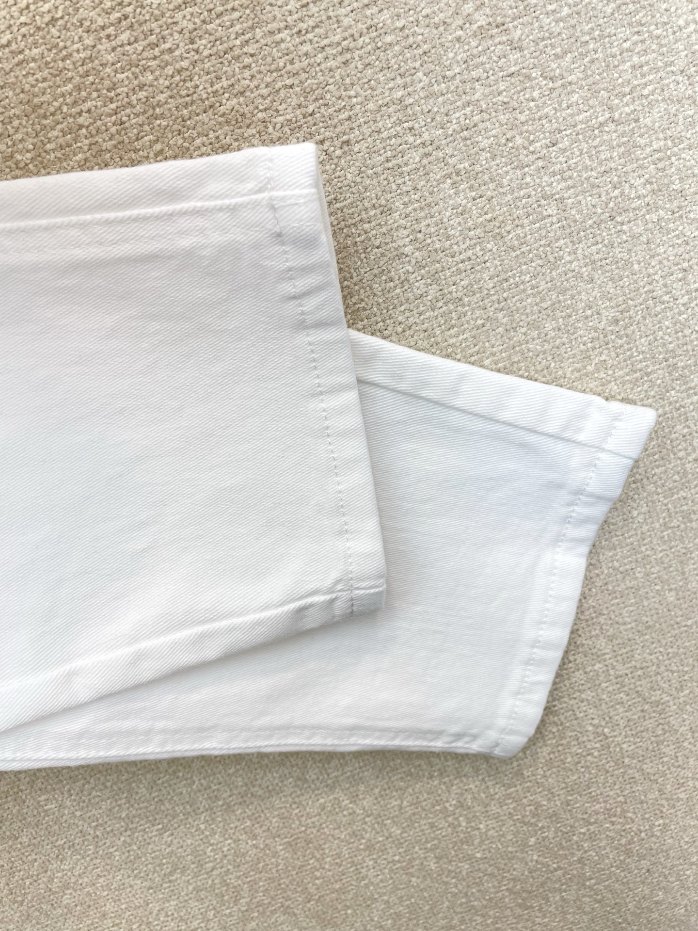 。Loro Piana-Loro Piana诺悠翩雅💥砸锅卖铁都要上的新款新款休闲牛仔裤👖高端版本 专柜