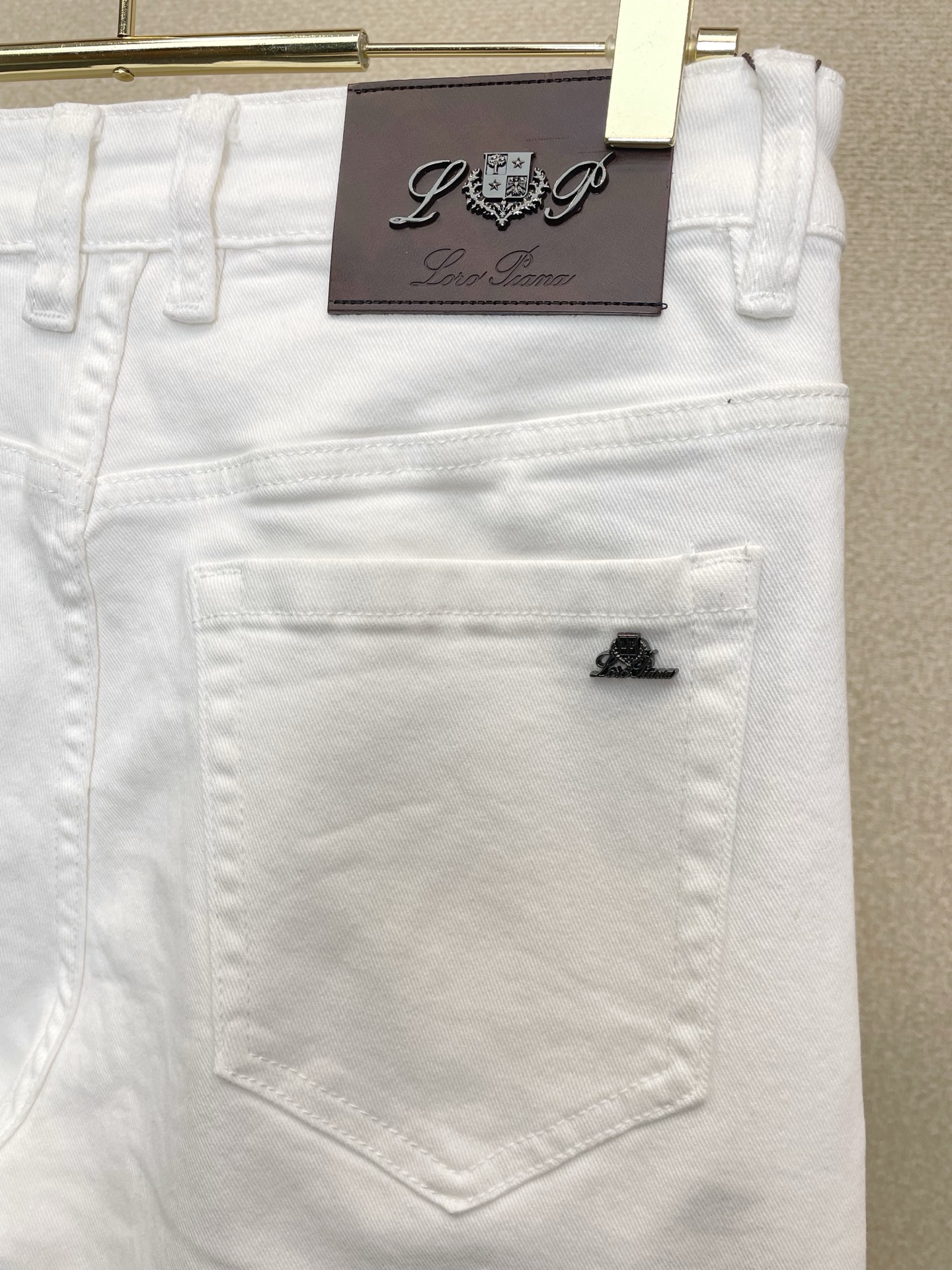 。Loro Piana-Loro Piana诺悠翩雅💥砸锅卖铁都要上的新款新款休闲牛仔裤👖高端版本 专柜