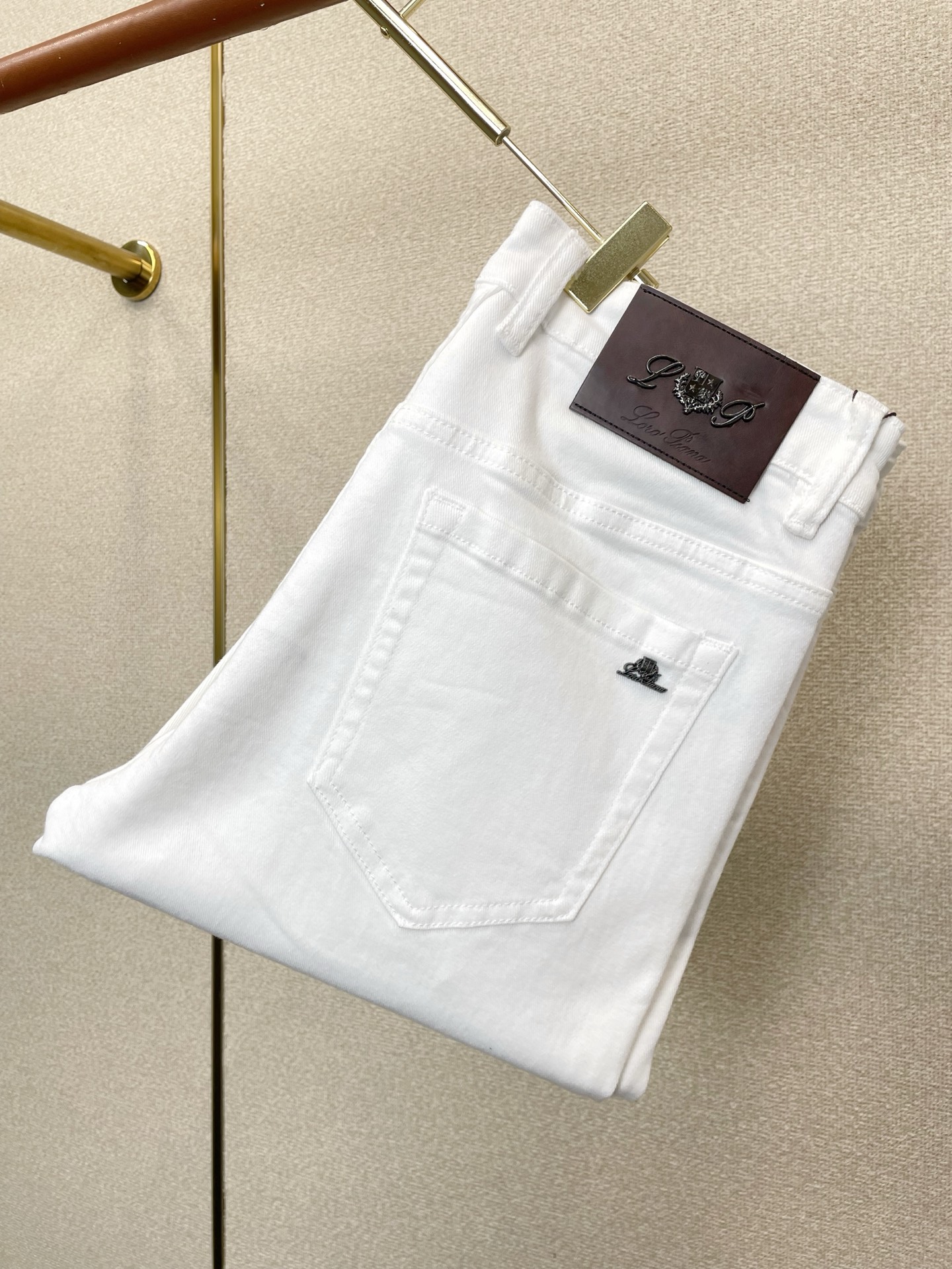 。Loro Piana-Loro Piana诺悠翩雅💥砸锅卖铁都要上的新款新款休闲牛仔裤👖高端版本 专柜