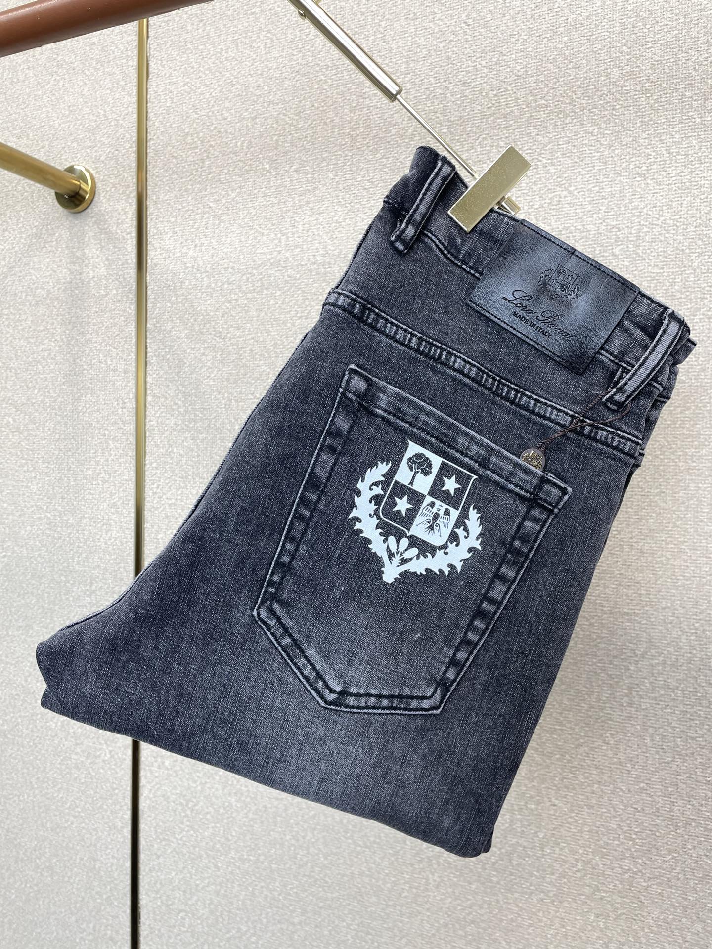 。Loro Piana-Loro Piana诺悠翩雅💥砸锅卖铁都要上的新款新款休闲牛仔裤👖高端版本 专柜