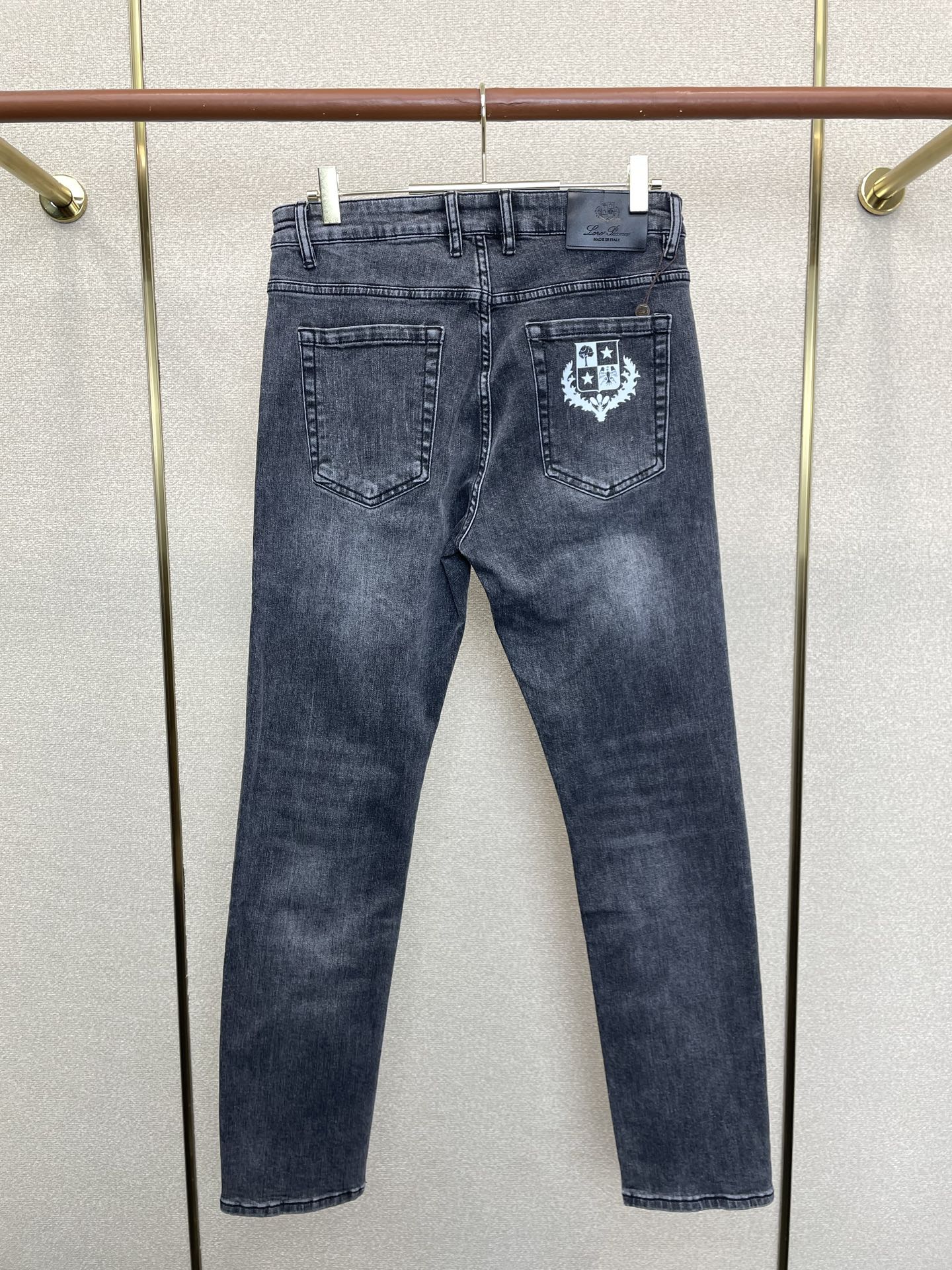 。Loro Piana-Loro Piana诺悠翩雅💥砸锅卖铁都要上的新款新款休闲牛仔裤👖高端版本 专柜