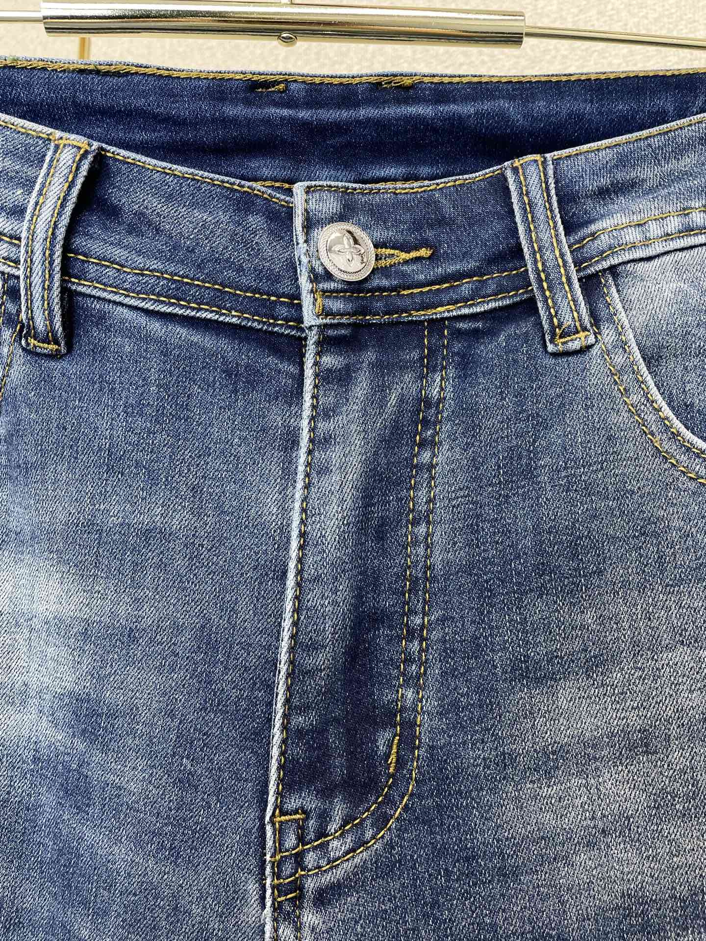 Louis Vuitton路易威登💥砸锅卖铁都要上的新款新款休闲牛仔裤👖高端版本 专柜定制面料 透气舒适