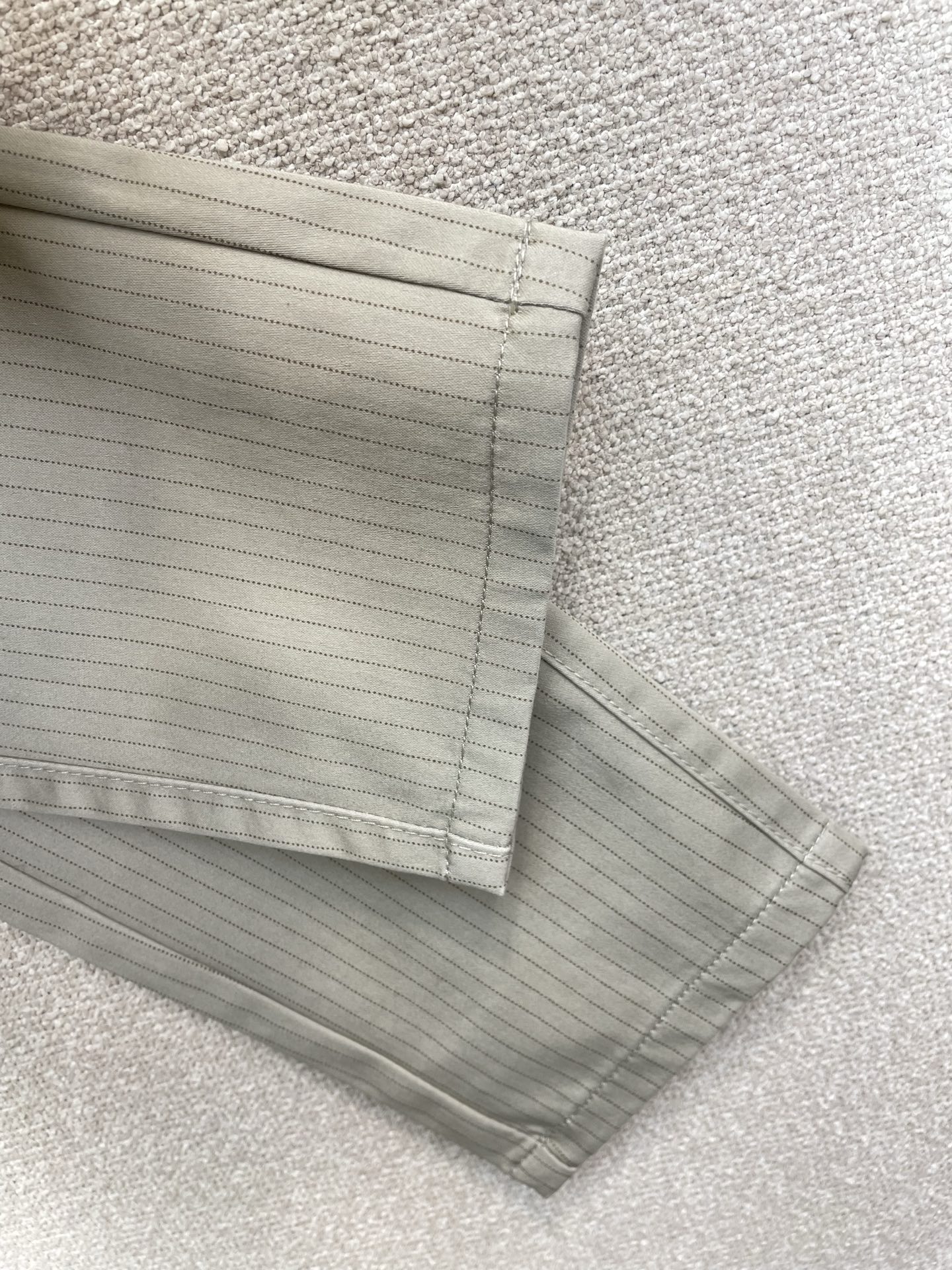 Prada普拉达💥砸锅卖铁都要上的新款新款休闲裤 高端版本 专柜定制面料 透气舒适度高，细节无可挑剔，品
