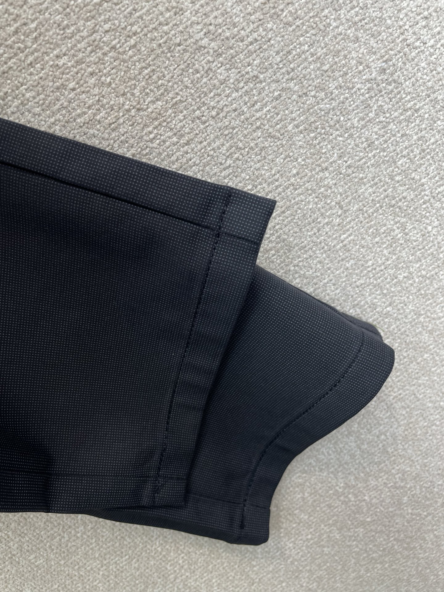 。Moncler蒙口💥砸锅卖铁都要上的新款新款休闲裤 高端版本 专柜定制面料 透气舒适度高，细节无可挑剔