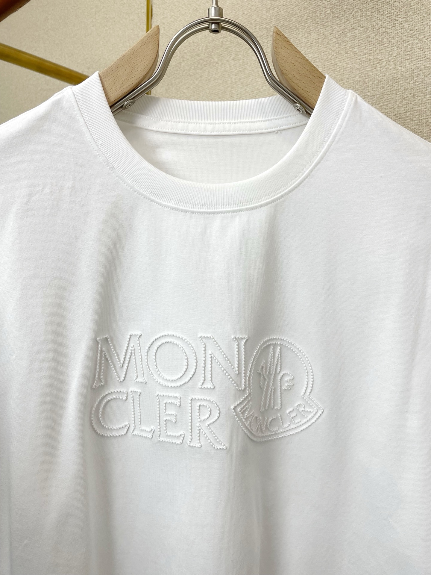 。Moncler蒙口💥砸锅卖铁都要上的新款新款原单男士休闲短袖 高端定制 高端版本 时尚百搭爆款⚠️⚠️