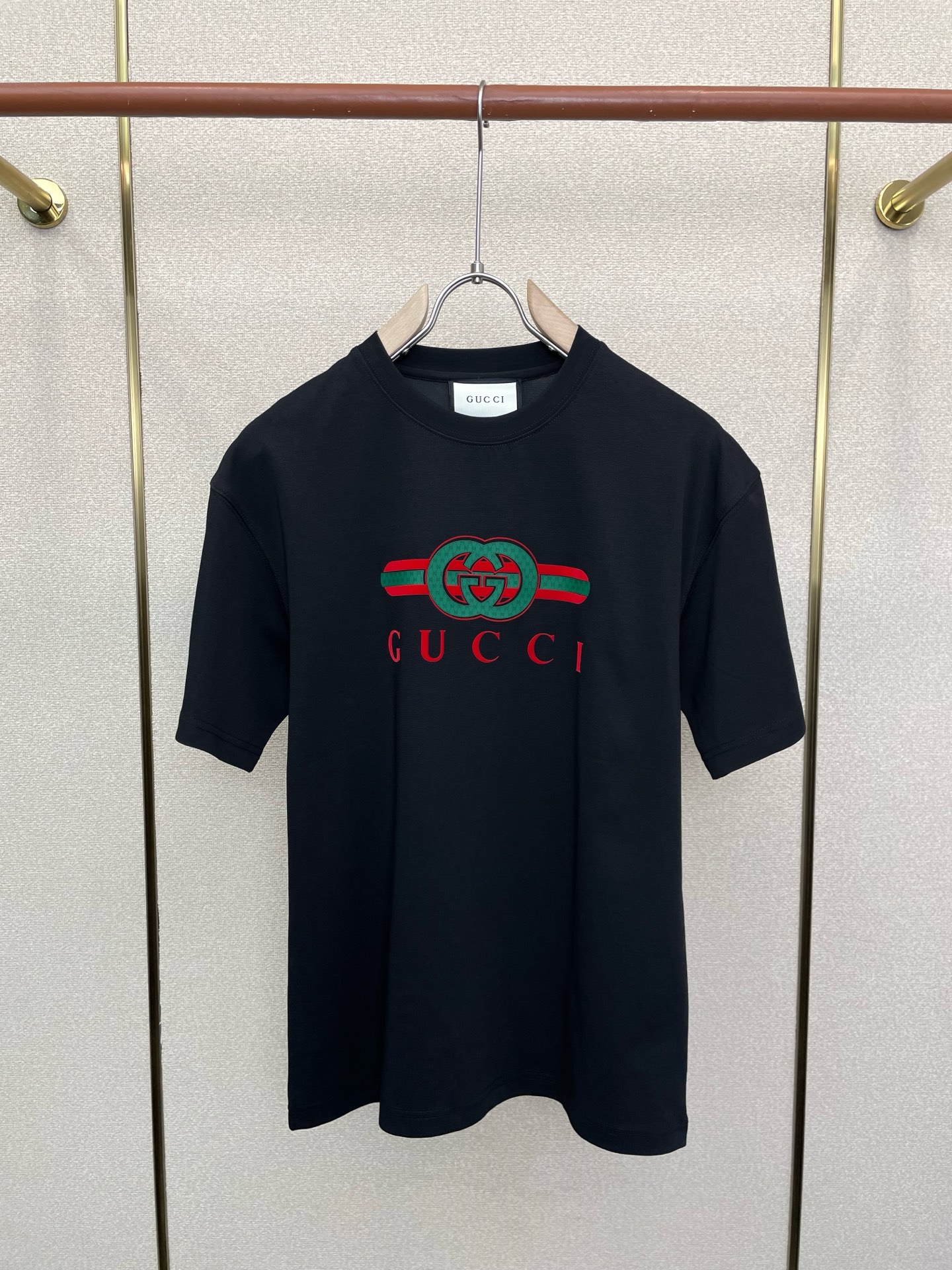 Gucci古驰💥砸锅卖铁都要上的新款新款原单男士休闲短袖 高端定制 高端版本 时尚百搭爆款⚠️⚠️✨✨进