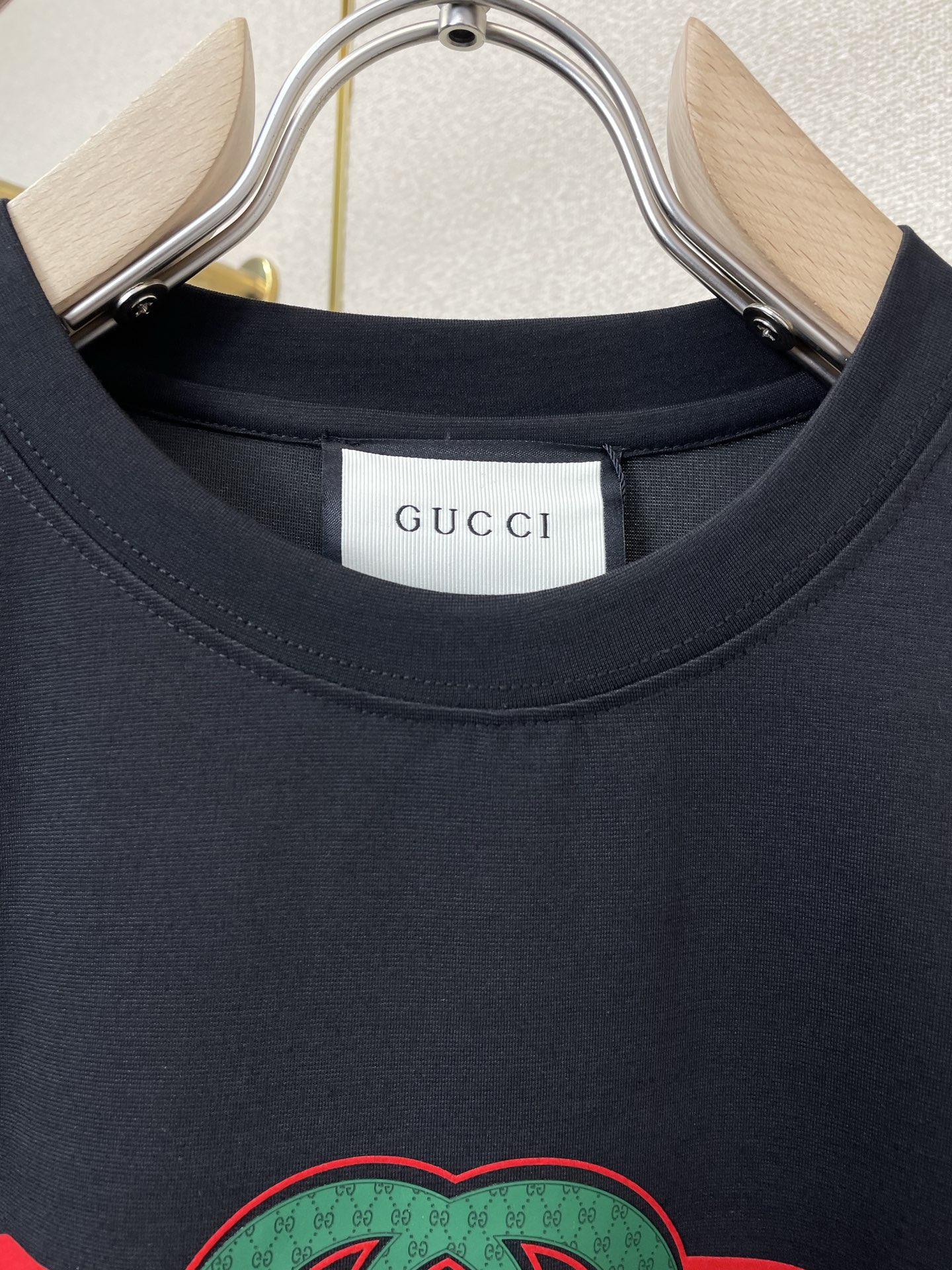 Gucci古驰💥砸锅卖铁都要上的新款新款原单男士休闲短袖 高端定制 高端版本 时尚百搭爆款⚠️⚠️✨✨进