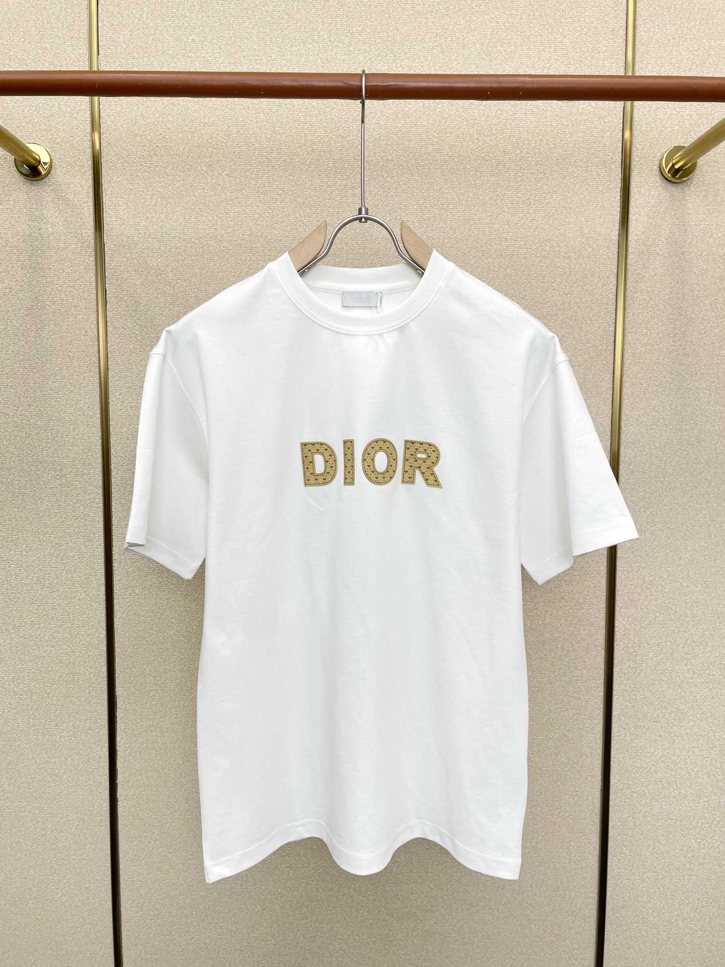 。Dior迪奥💥砸锅卖铁都要上的新款新款原单男士休闲短袖 高端定制 高端版本 时尚百搭爆款⚠️⚠️✨✨进
