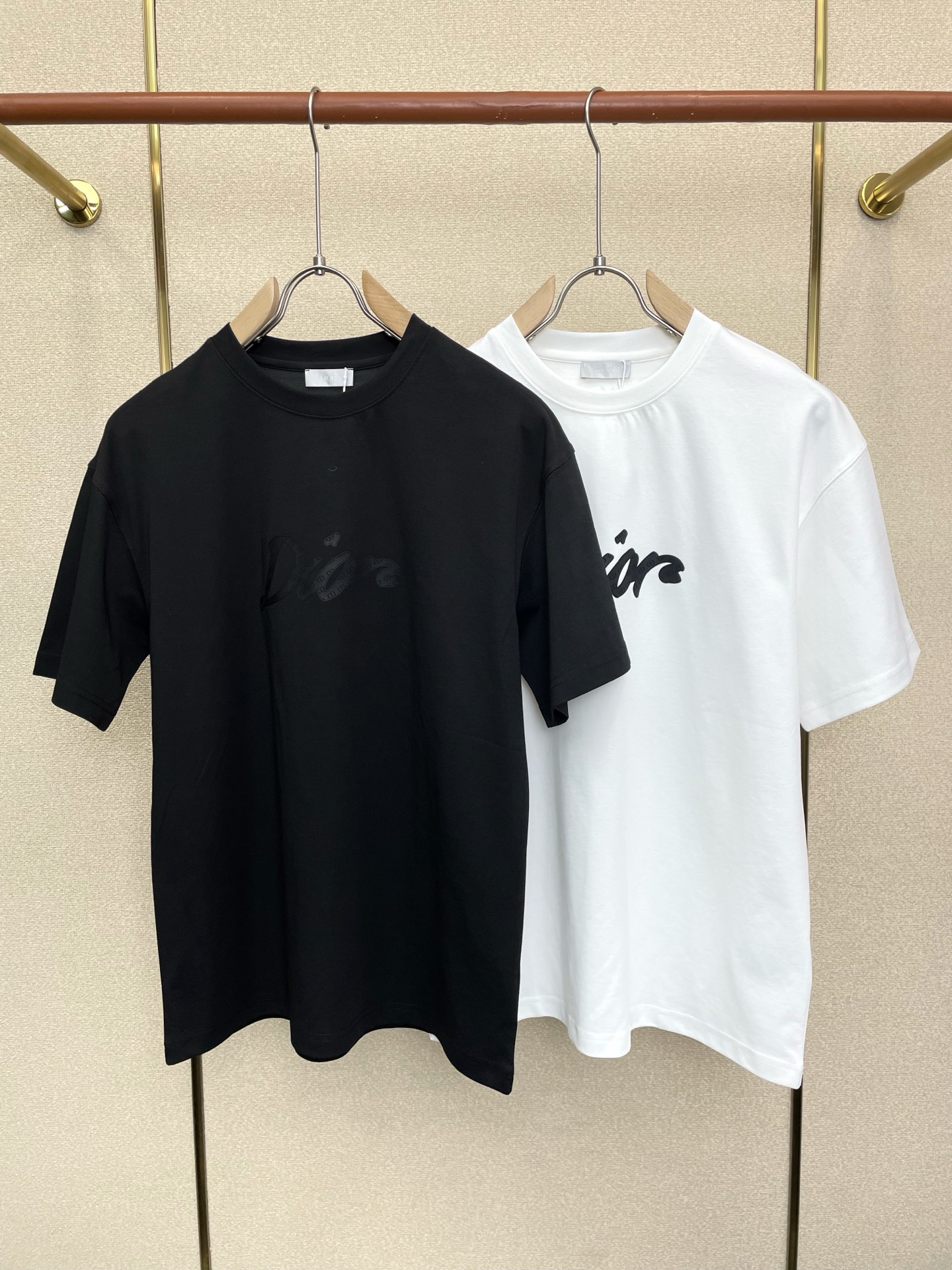 Dior迪奥💥砸锅卖铁都要上的新款新款原单男士休闲短袖 高端定制 高端版本 时尚百搭爆款⚠️⚠️✨✨进口