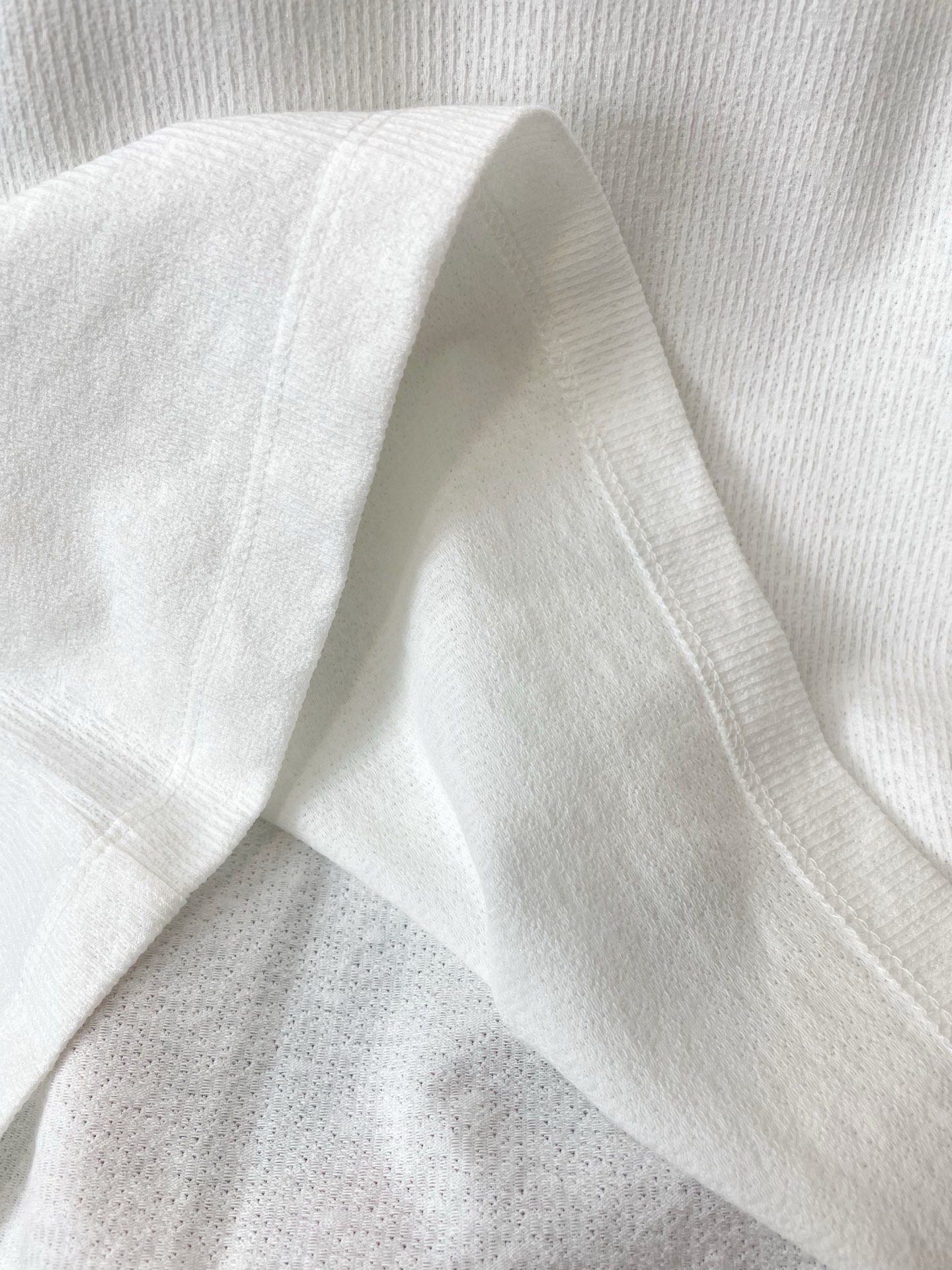 。Loro Piana-Loro Piana诺悠翩雅💥砸锅卖铁都要上的新款新款原单男士休闲短袖 高端定制
