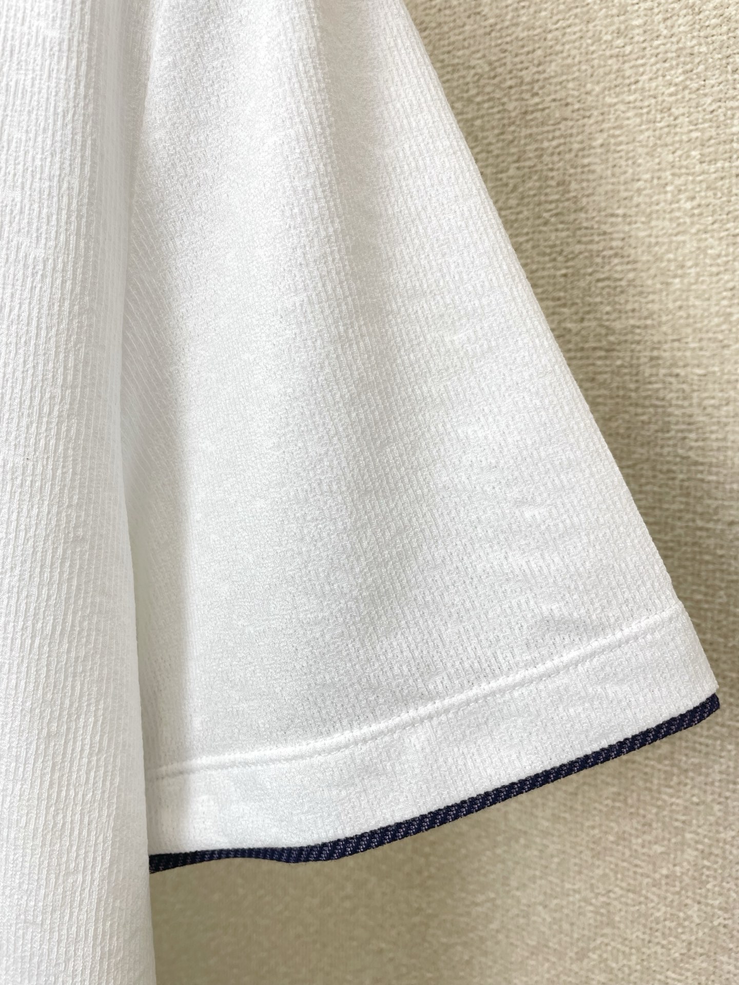 。Loro Piana-Loro Piana诺悠翩雅💥砸锅卖铁都要上的新款新款原单男士休闲短袖 高端定制