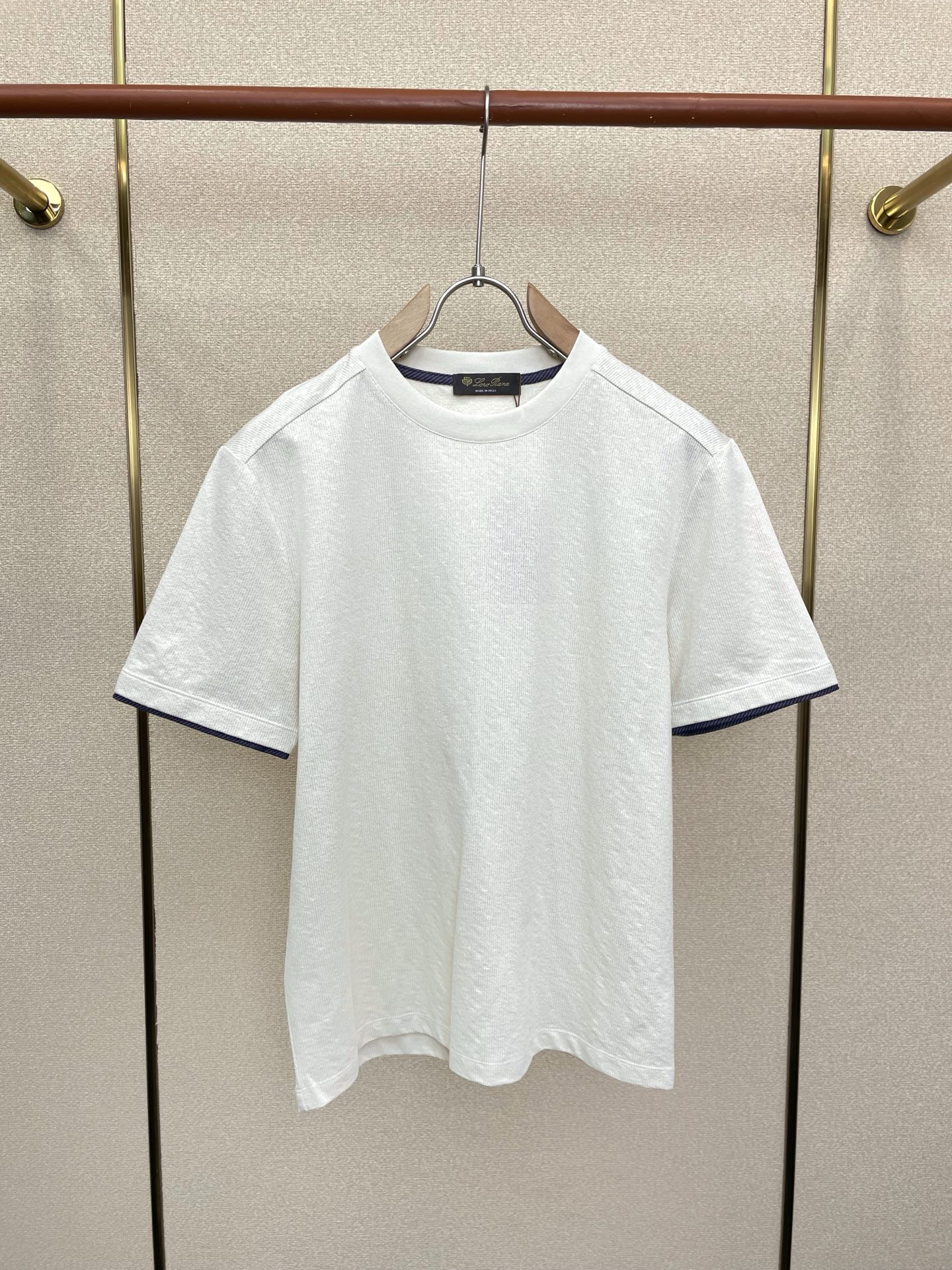 。Loro Piana-Loro Piana诺悠翩雅💥砸锅卖铁都要上的新款新款原单男士休闲短袖 高端定制