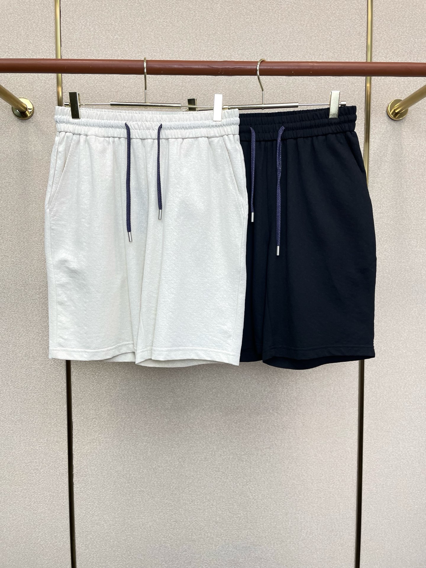 。Loro Piana-Loro Piana诺悠翩雅💥砸锅卖铁都要上的新款新款原单男士休闲短裤🩳高端定制