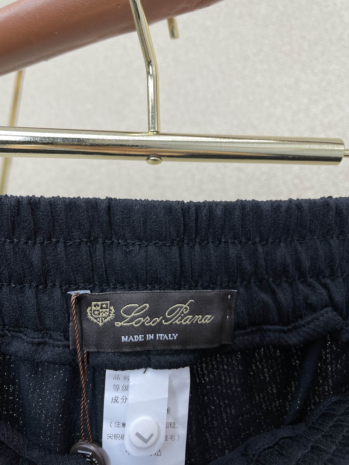 。Loro Piana-Loro Piana诺悠翩雅💥砸锅卖铁都要上的新款新款原单男士休闲短裤🩳高端定制