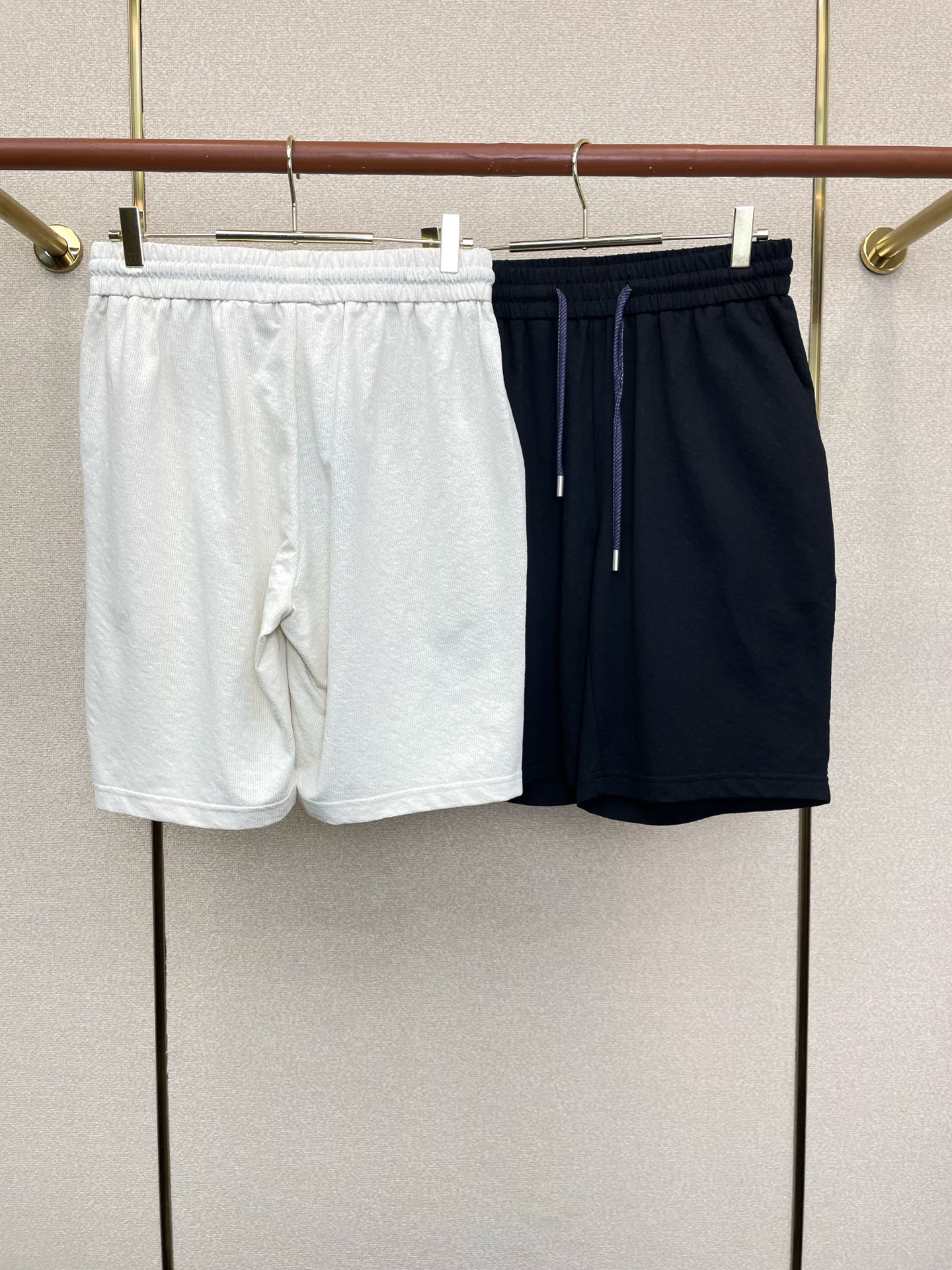 。Loro Piana-Loro Piana诺悠翩雅💥砸锅卖铁都要上的新款新款原单男士休闲短裤🩳高端定制