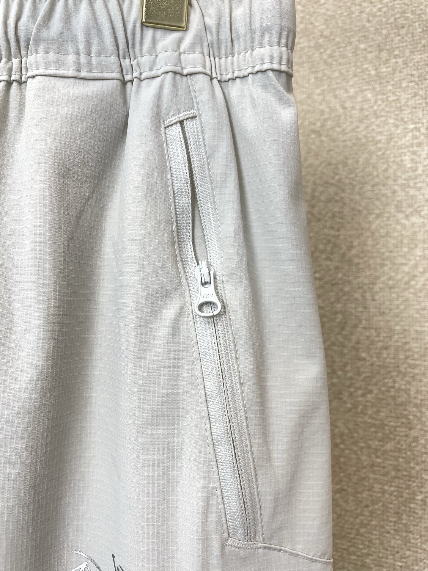 。Arc’teryx始祖鸟💥砸锅卖铁都要上的新款新款原单男士休闲裤 高端定制 高端版本 时尚百搭爆款⚠️