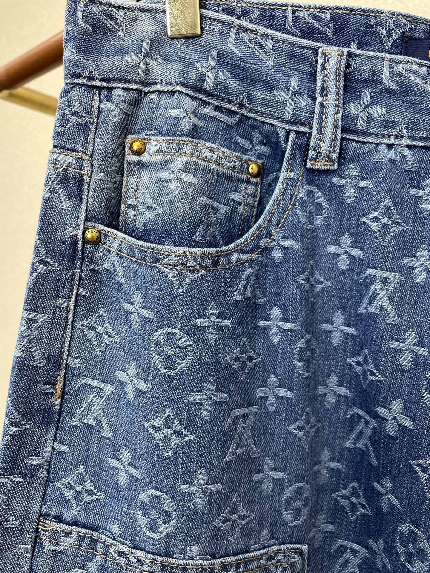 。Louis Vuitton路易威登💥砸锅卖铁都要上的新款新款休闲牛仔裤👖高端版本 专柜定制面料 透气舒
