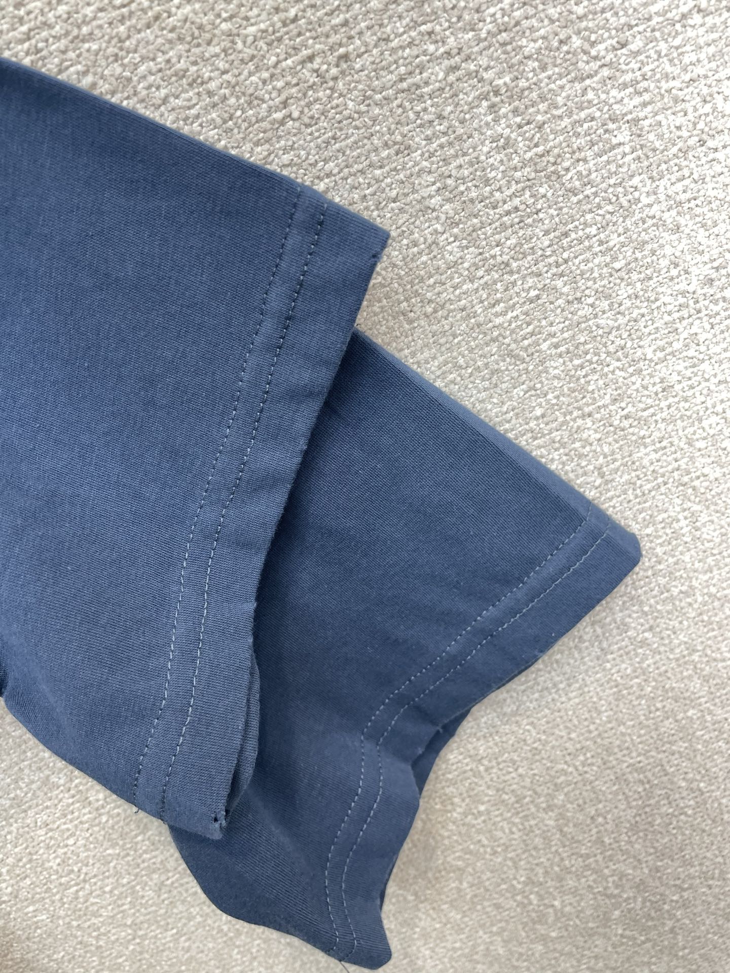 Acne Studios👚砸锅卖铁都要上的新款👚新款女装休闲长袖 高端版本！独特设计 专柜定制面料 透气