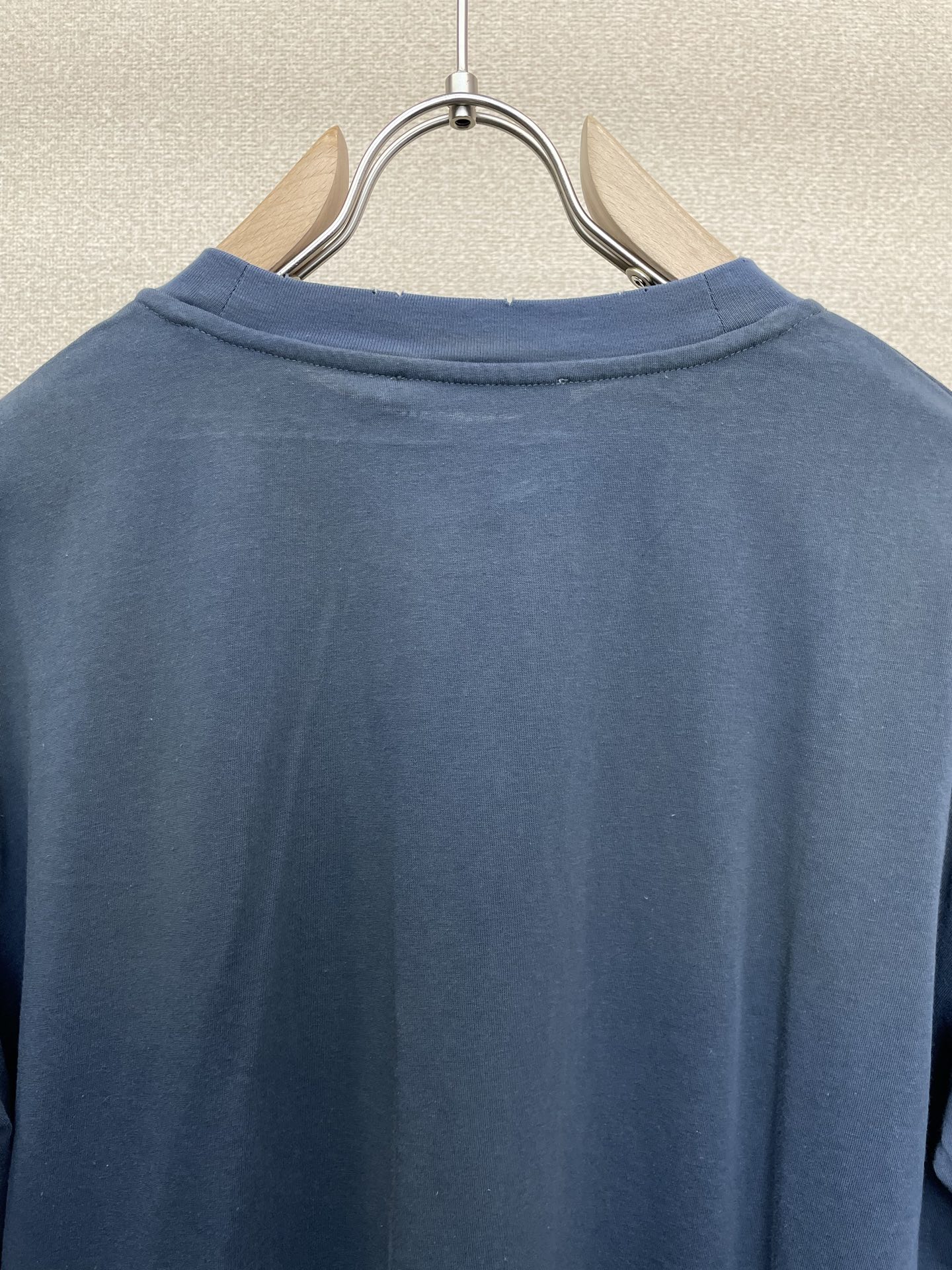 Acne Studios👚砸锅卖铁都要上的新款👚新款女装休闲长袖 高端版本！独特设计 专柜定制面料 透气