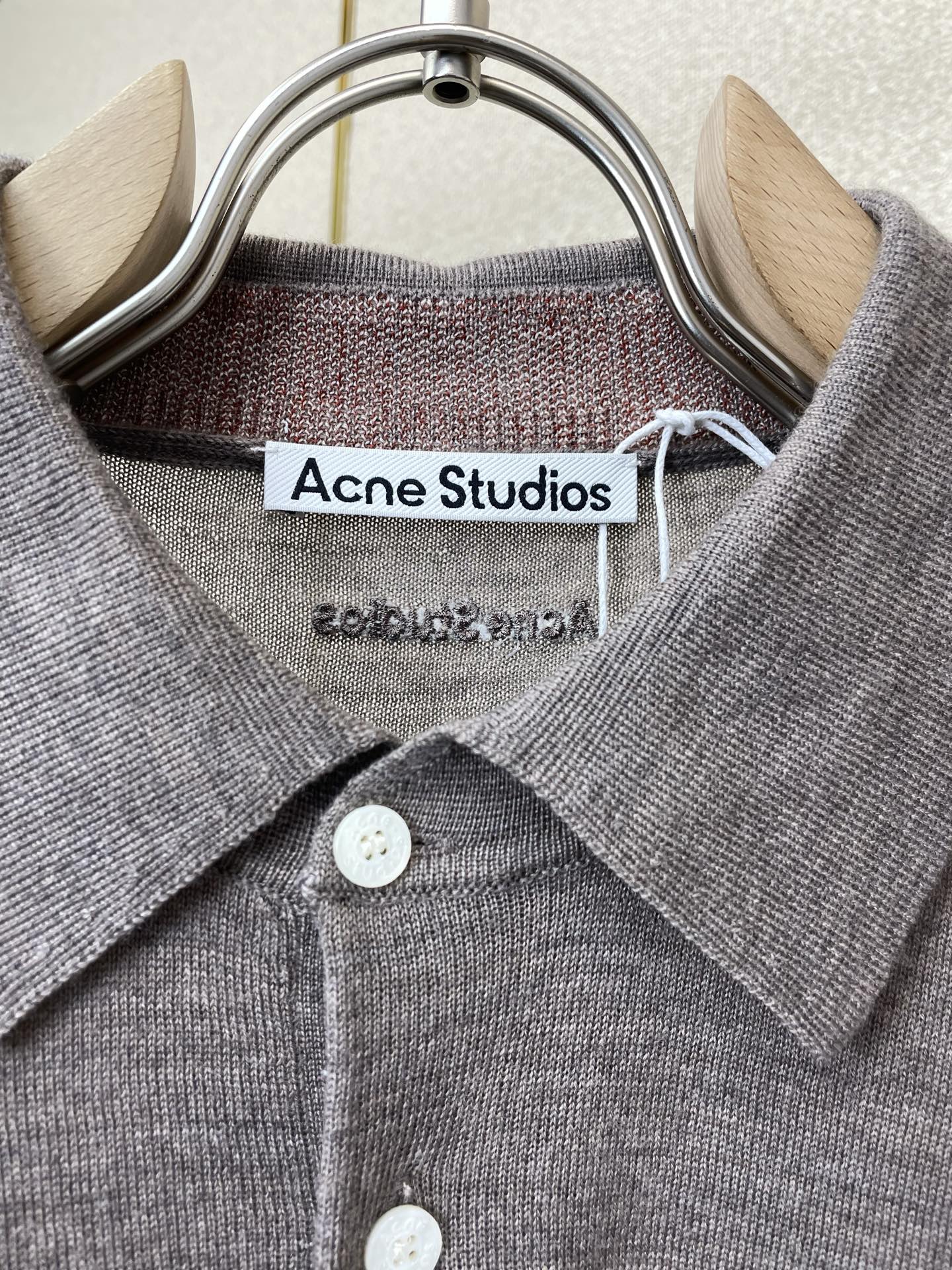 Acne Studios👚砸锅卖铁都要上的新款👚新款女装休闲针织短袖 高端版本！独特设计 专柜定制面料 