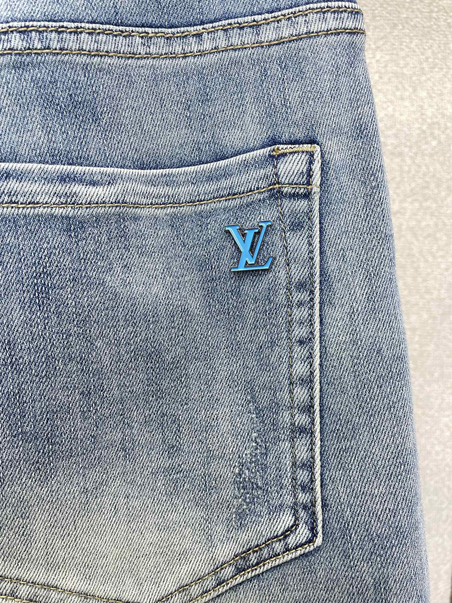 Louis Vuitton路易威登💥砸锅卖铁都要上的新款新款牛仔短裤 高端版本 专柜定制面料 透气舒适度