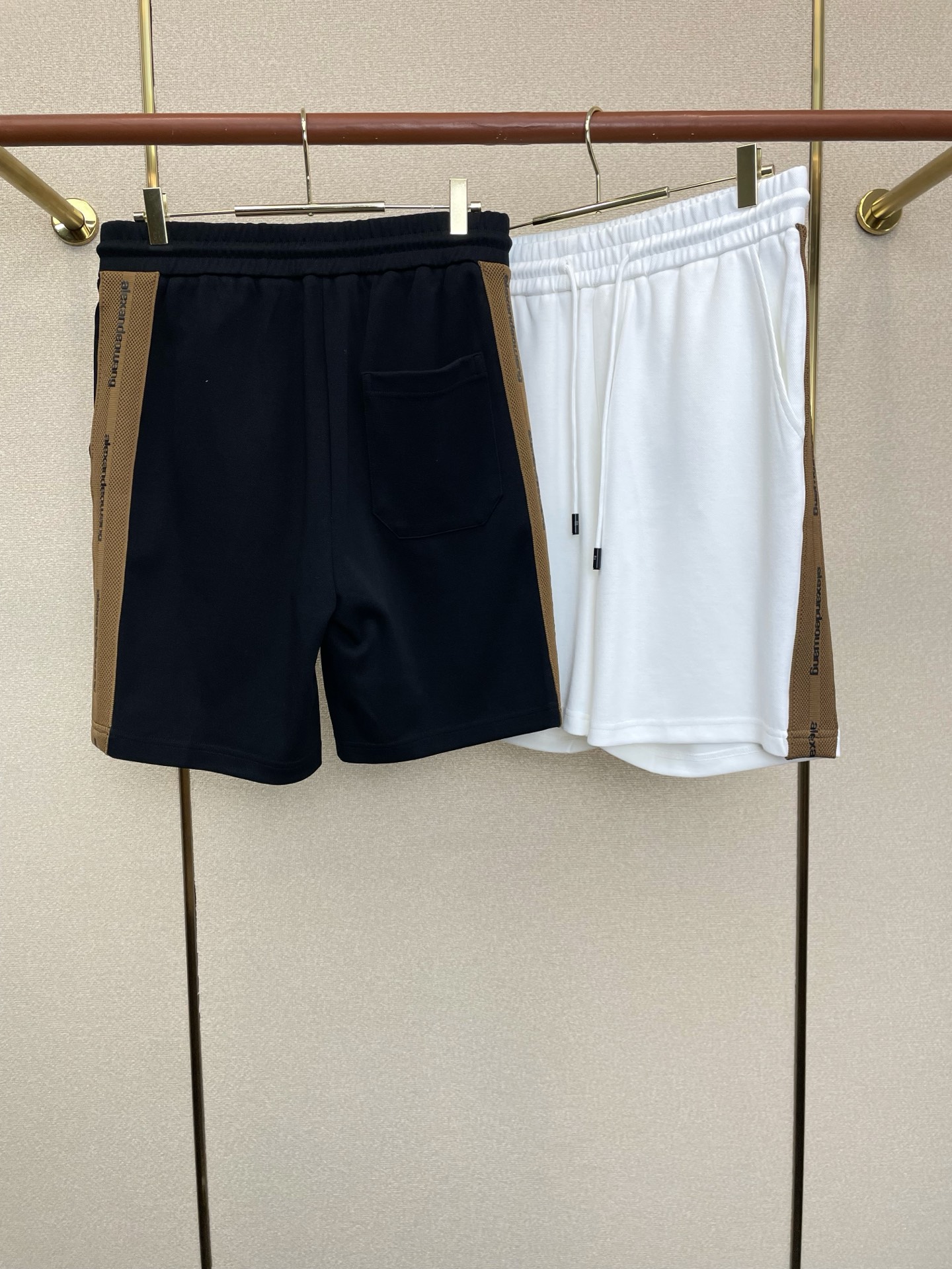Alexanderwang亚历山大王💥砸锅卖铁都要上的新款新款休闲短裤 高端版本！专柜定制面料 透气舒适