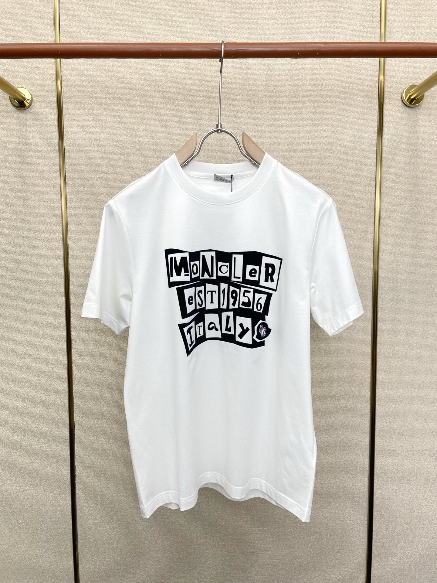 。Moncler蒙口💥砸锅卖铁都要上的新款新款原单男士休闲短袖 高端定制 高端版本 时尚百搭爆款⚠️⚠️