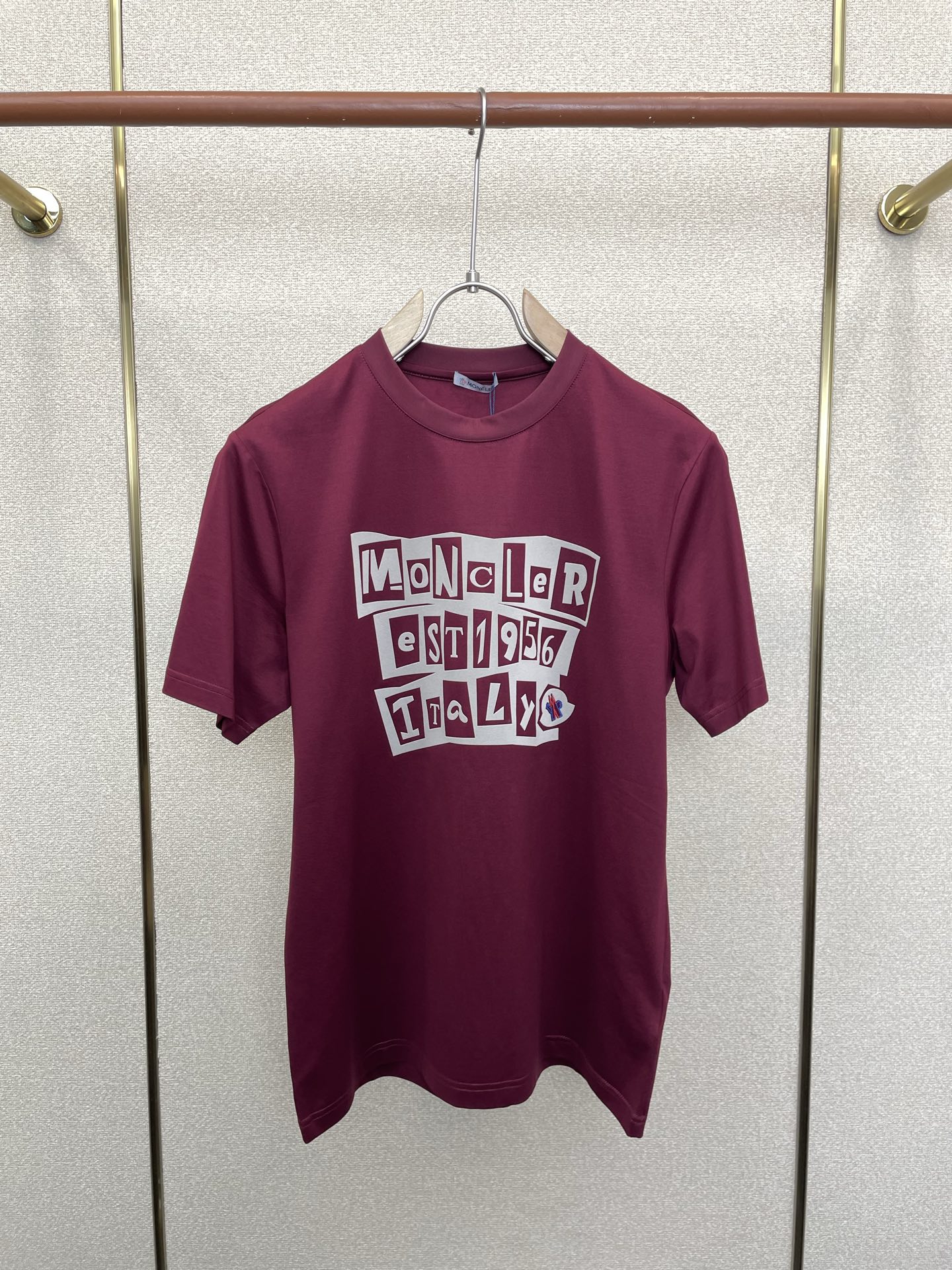 。Moncler蒙口💥砸锅卖铁都要上的新款新款原单男士休闲短袖 高端定制 高端版本 时尚百搭爆款⚠️⚠️