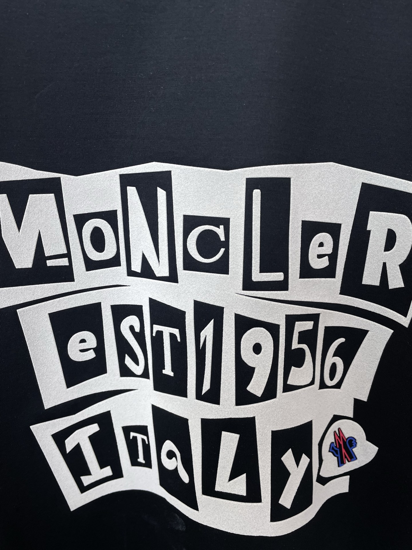 。Moncler蒙口💥砸锅卖铁都要上的新款新款原单男士休闲短袖 高端定制 高端版本 时尚百搭爆款⚠️⚠️