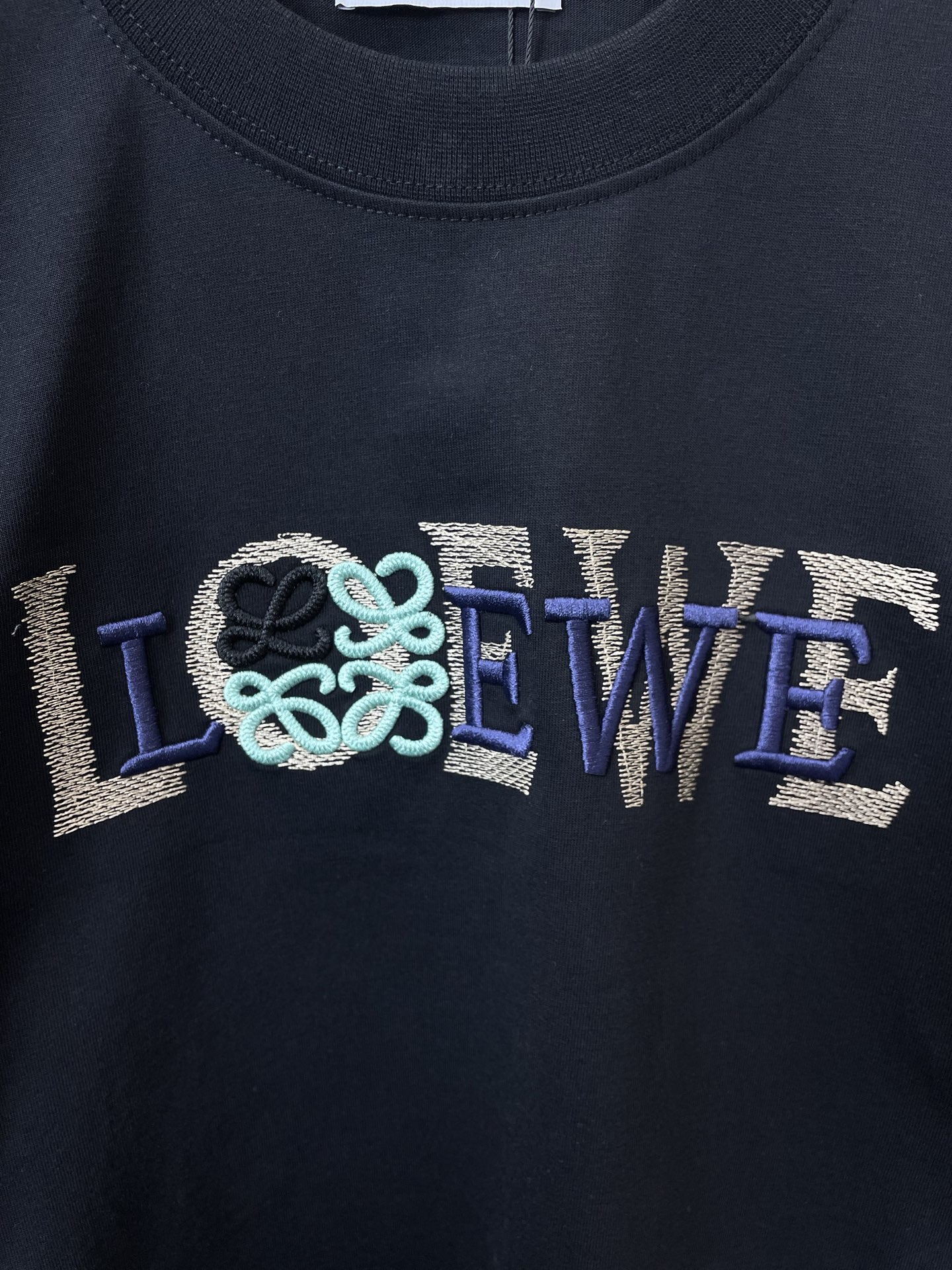 LOEWE罗意威💥砸锅卖铁都要上的新款新款原单男士休闲短袖 高端定制 高端版本 时尚百搭爆款⚠️⚠️✨✨