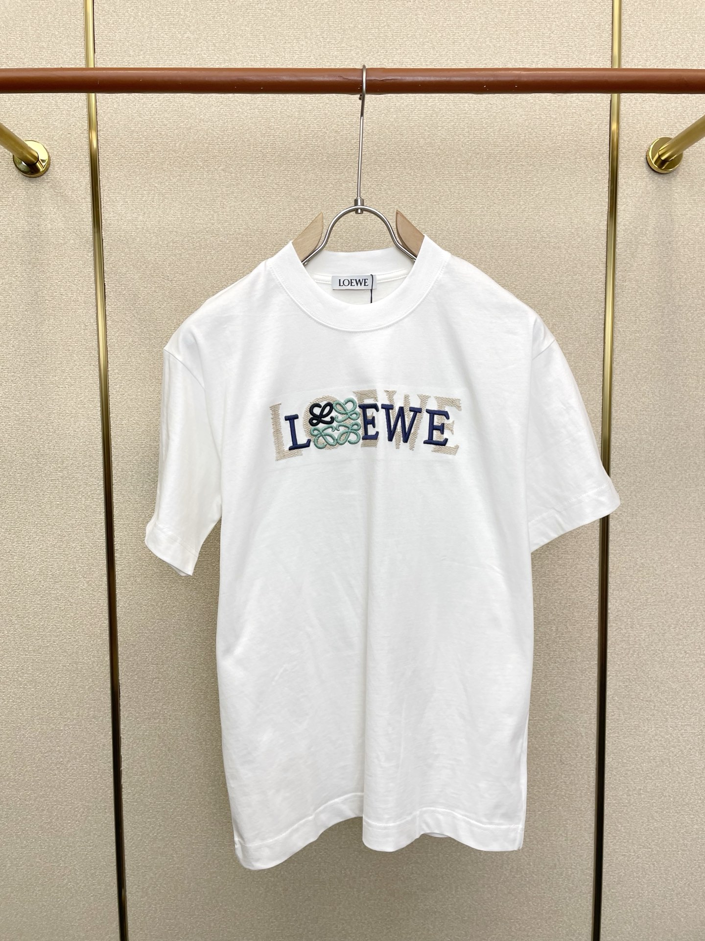 LOEWE罗意威💥砸锅卖铁都要上的新款新款原单男士休闲短袖 高端定制 高端版本 时尚百搭爆款⚠️⚠️✨✨