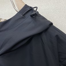 Burberry巴宝莉💥砸锅卖铁都要上的新款新款原单男士休闲连帽夹克 双面穿连帽夹克 透气舒适 高端定制 Burberry巴宝莉💥砸锅卖铁都要上的新款新款原单男士休闲连帽夹克 双面穿连帽夹克 透气舒适 高端定制