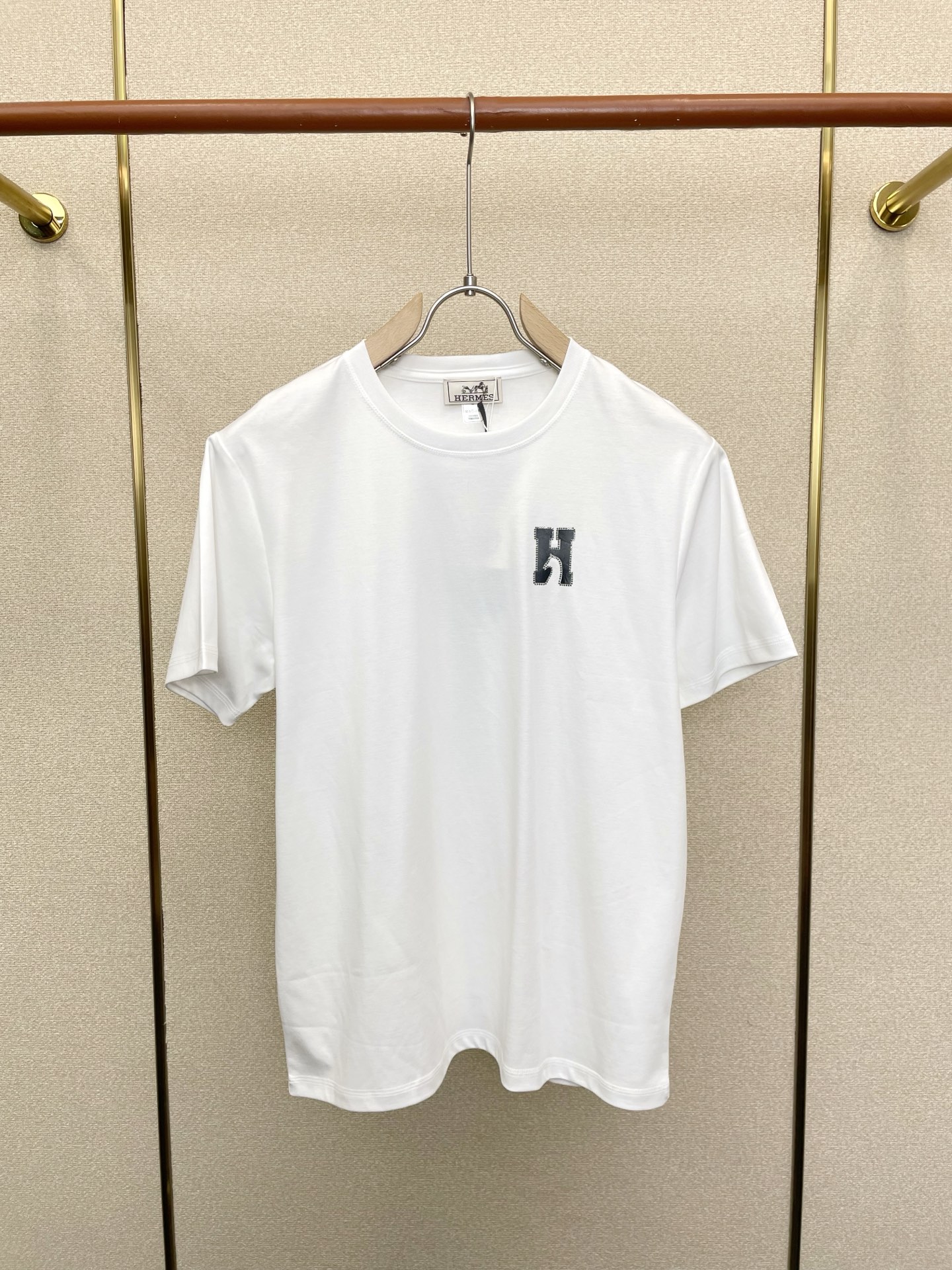 Hermès爱马仕💥砸锅卖铁都要上的新款新款原单男士休闲短袖 高端定制 高端版本 时尚百搭爆款⚠️⚠️✨