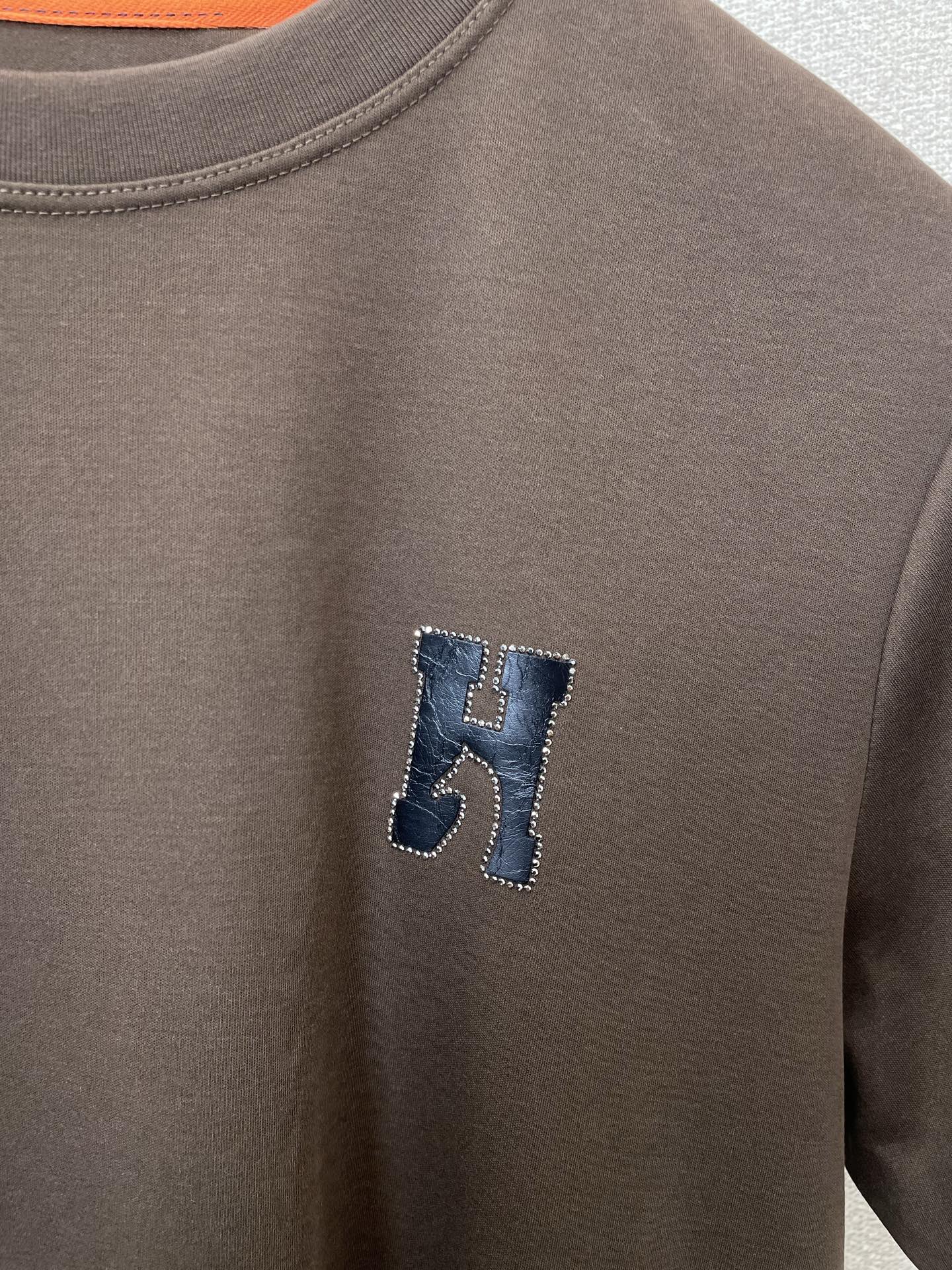 Hermès爱马仕💥砸锅卖铁都要上的新款新款原单男士休闲短袖 高端定制 高端版本 时尚百搭爆款⚠️⚠️✨