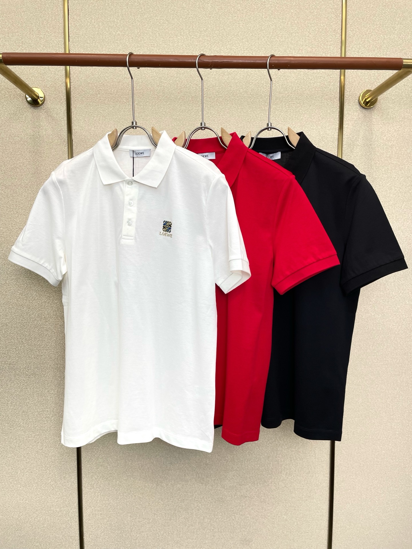 。LOEWE罗意威💥砸锅卖铁都要上的新款新款原单男士休闲短袖 高端定制 高端版本 时尚百搭爆款⚠️⚠️✨