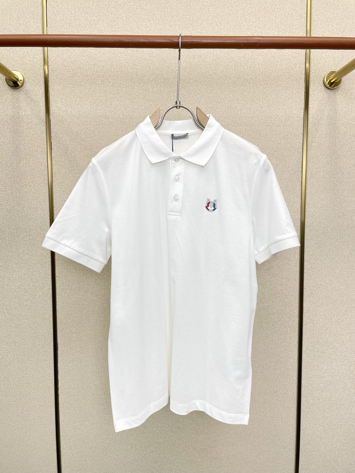 。Moncler蒙口💥砸锅卖铁都要上的新款新款原单男士休闲短袖 高端定制 高端版本 时尚百搭爆款⚠️⚠️