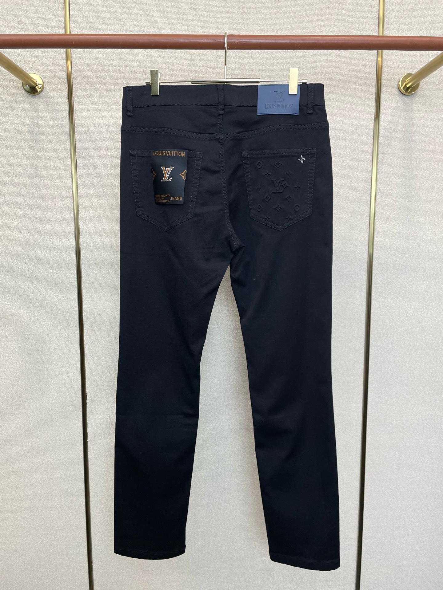 Louis Vuitton路易威登💥砸锅卖铁都要上的新款新款牛仔裤👖高端版本 专柜定制面料 透气舒适度高