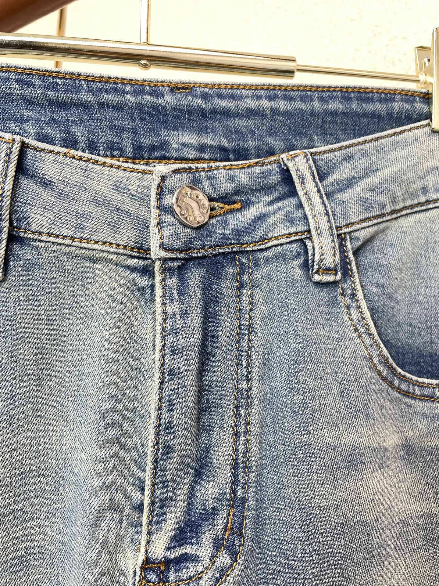Louis Vuitton路易威登💥砸锅卖铁都要上的新款新款牛仔裤👖高端版本 专柜定制面料 透气舒适度高