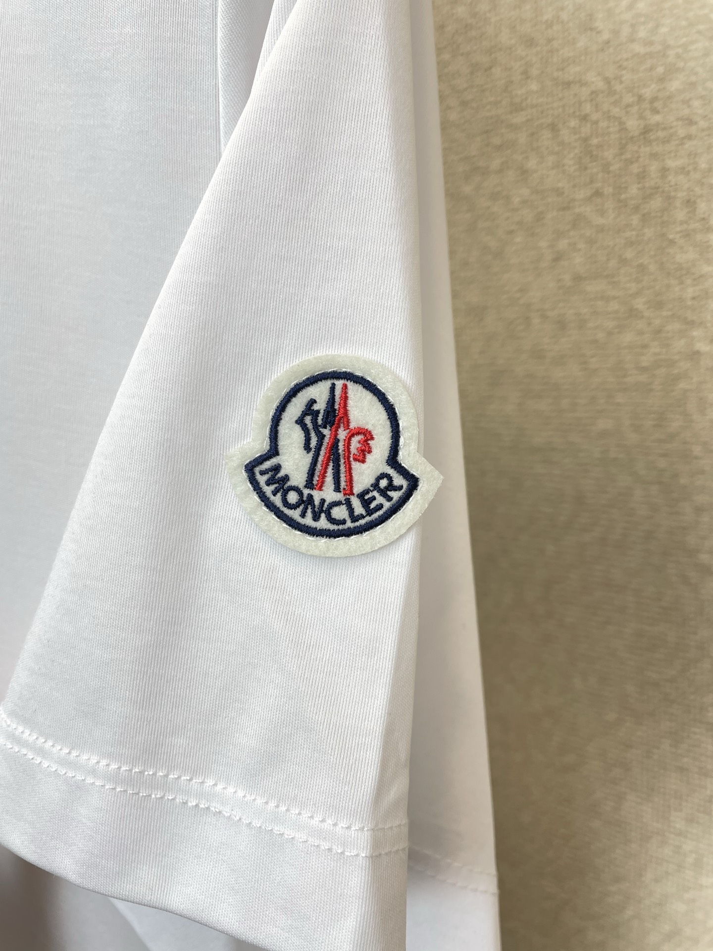 Moncler蒙口💥砸锅卖铁都要上的新款新款原单男士休闲短袖 高端定制 高端版本 时尚百搭爆款⚠️⚠️✨
