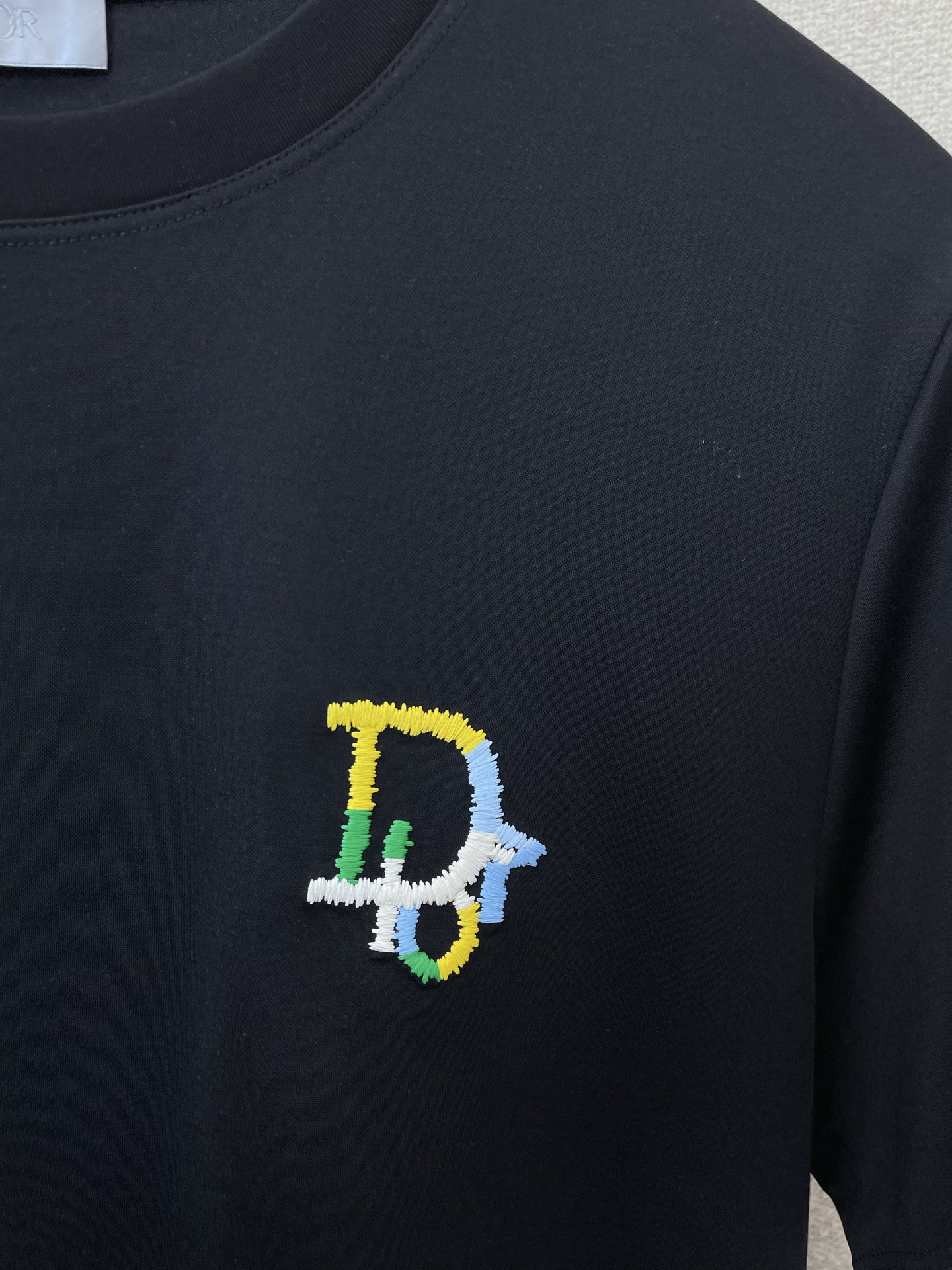 。Dior迪奥💥砸锅卖铁都要上的新款新款原单男士休闲短袖 高端定制 高端版本 时尚百搭爆款⚠️⚠️✨✨进
