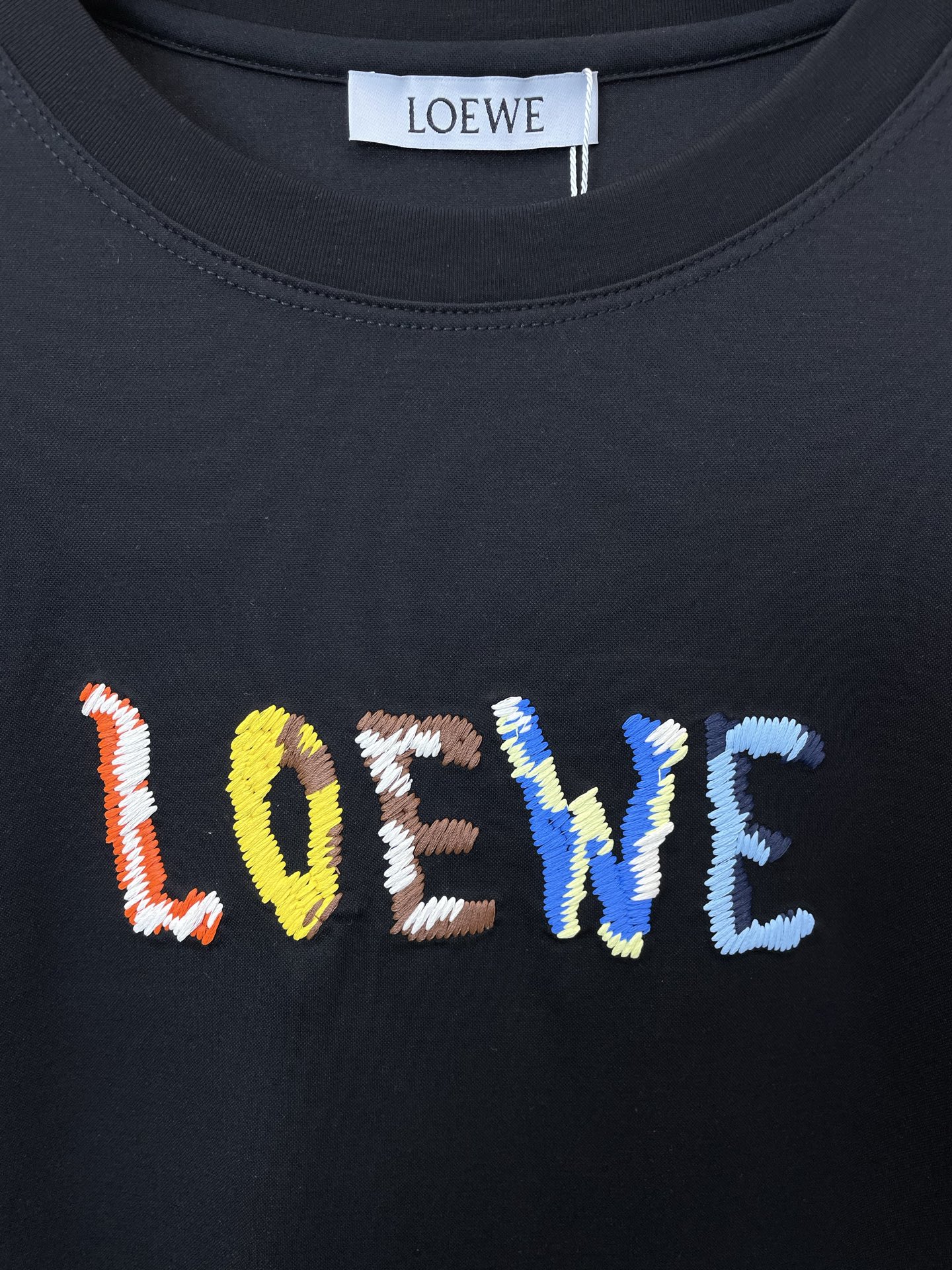 。LOEWE罗意威💥砸锅卖铁都要上的新款新款原单男士休闲短袖 高端定制 高端版本 时尚百搭爆款⚠️⚠️✨