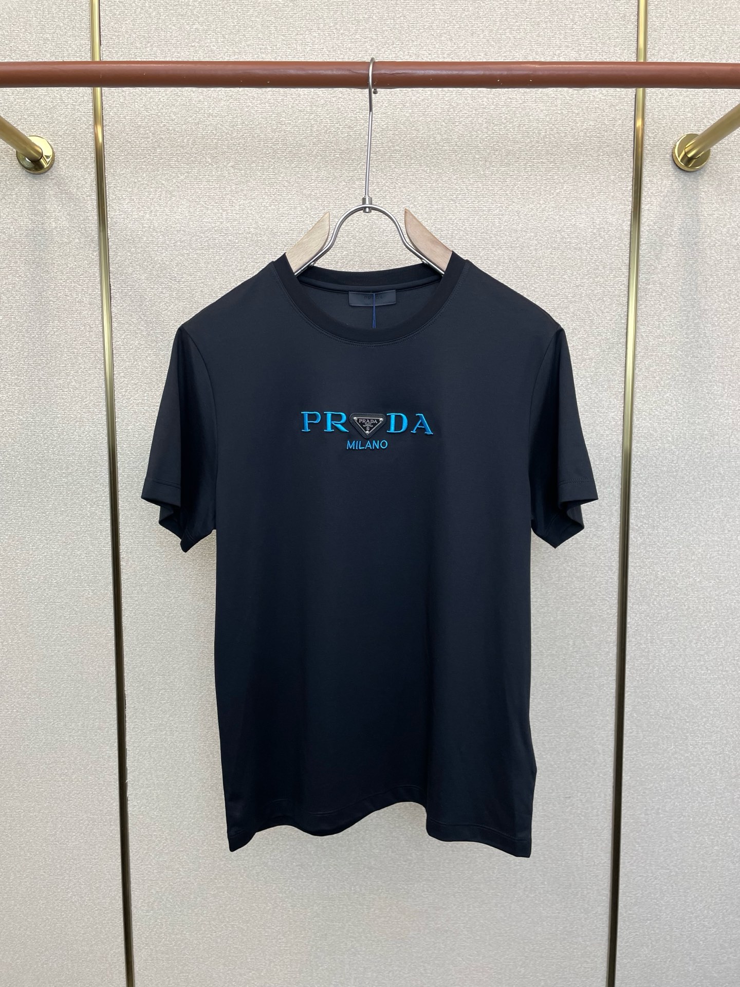 Prada普拉达💥砸锅卖铁都要上的新款新款原单男士休闲短袖 高端定制 高端版本 时尚百搭爆款⚠️⚠️✨✨