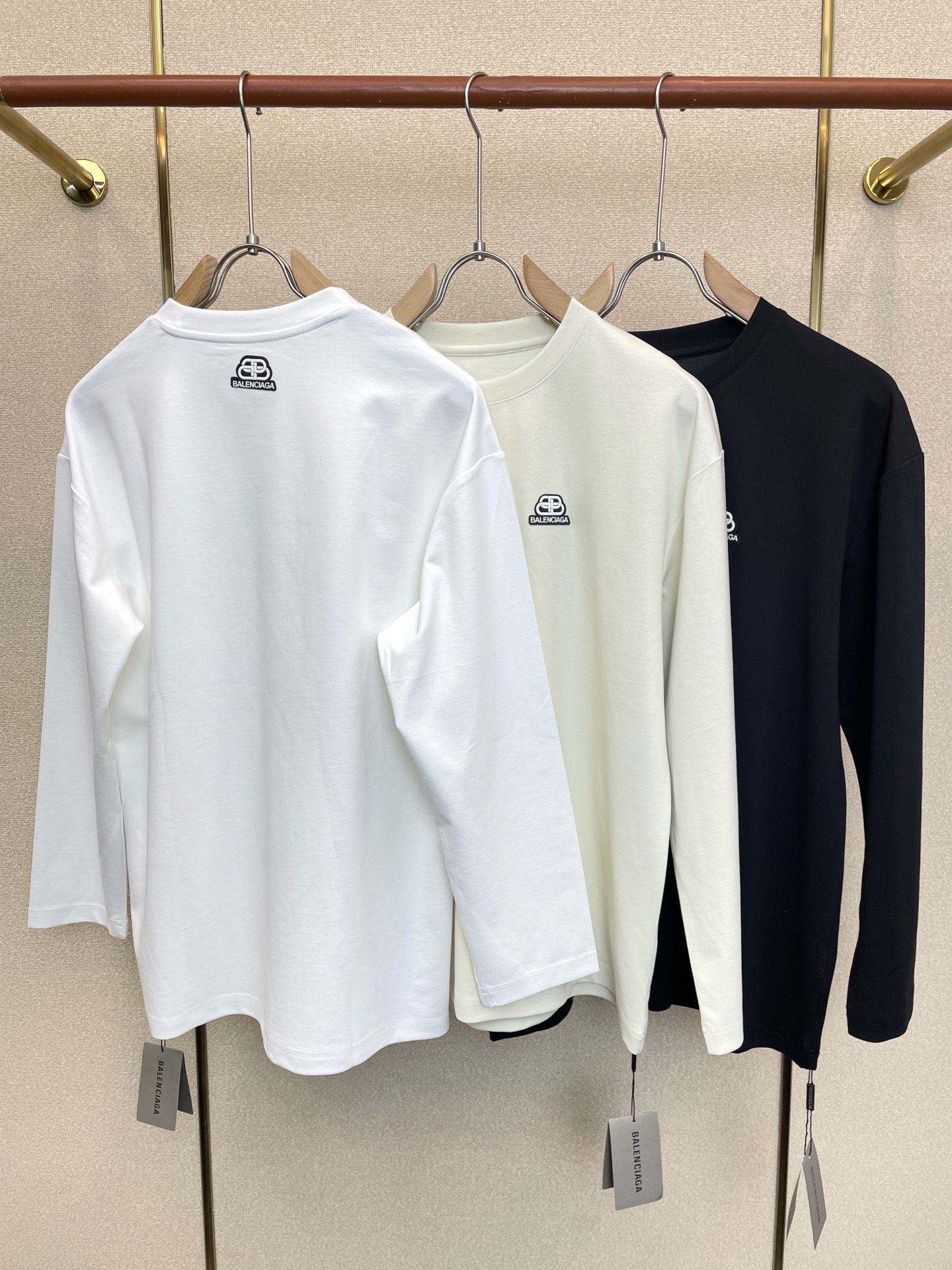 Balenciaga巴黎世家💥砸锅卖铁都要上的新款新款原单男士休闲长袖 高端定制 高端版本 时尚百搭爆款