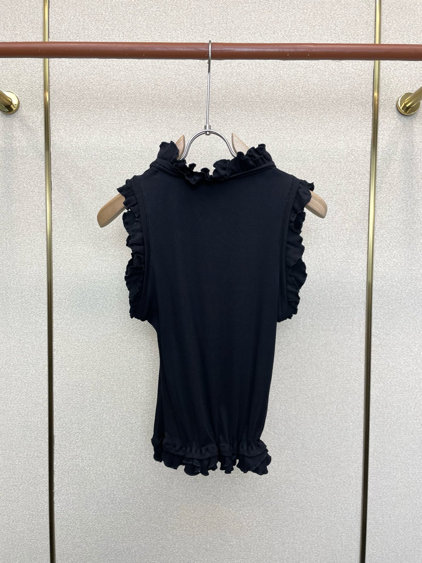 LOEWE罗意威👚砸锅卖铁都要上的新款👚新款女装休闲蕾丝边背心 高端版本！独特设计 专柜定制面料 透气舒