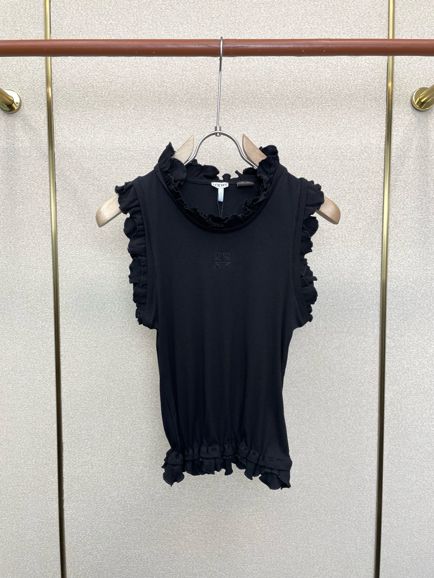 LOEWE罗意威👚砸锅卖铁都要上的新款👚新款女装休闲蕾丝边背心 高端版本！独特设计 专柜定制面料 透气舒