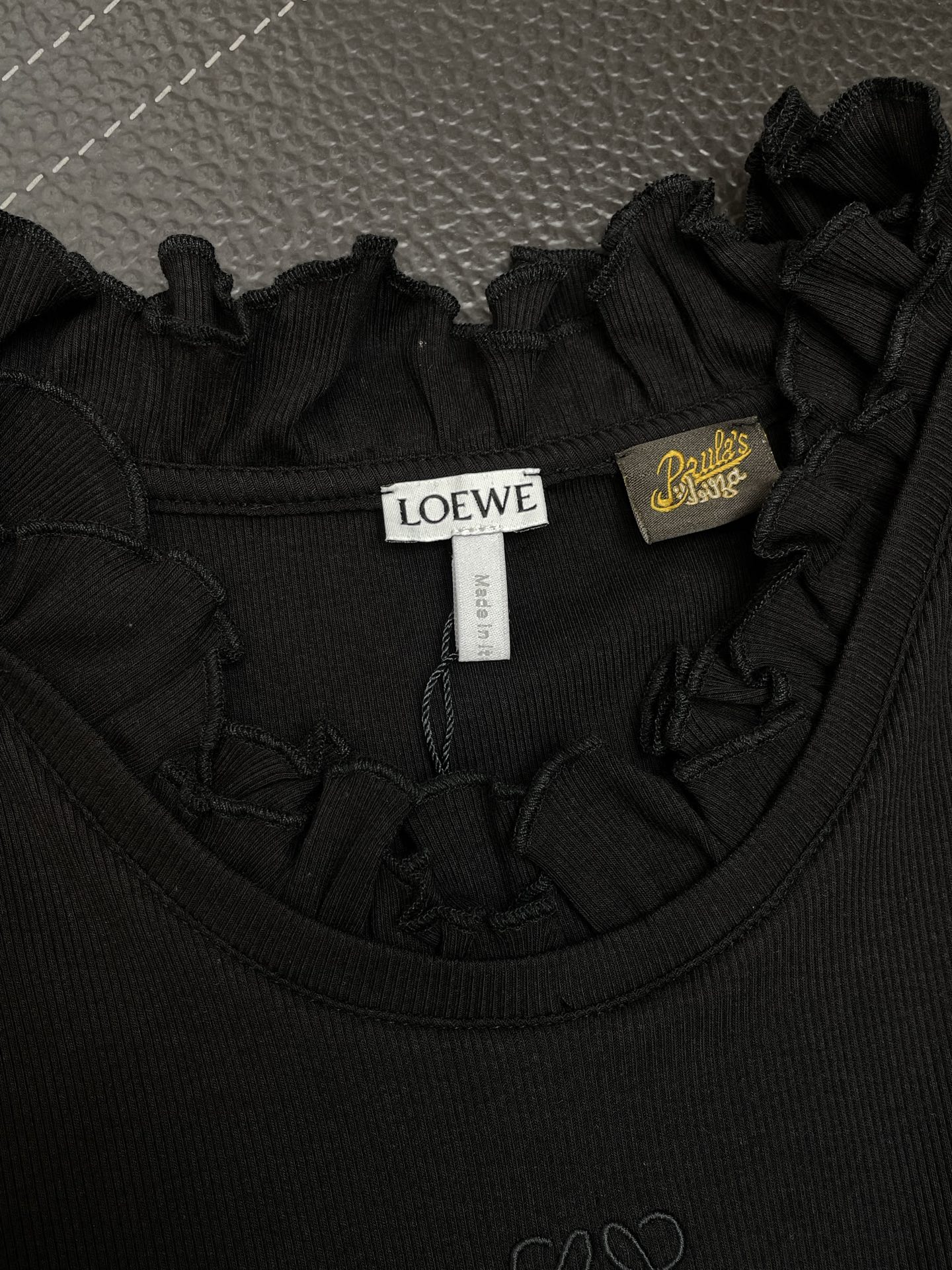 LOEWE罗意威👚砸锅卖铁都要上的新款👚新款女装休闲蕾丝边背心 高端版本！独特设计 专柜定制面料 透气舒
