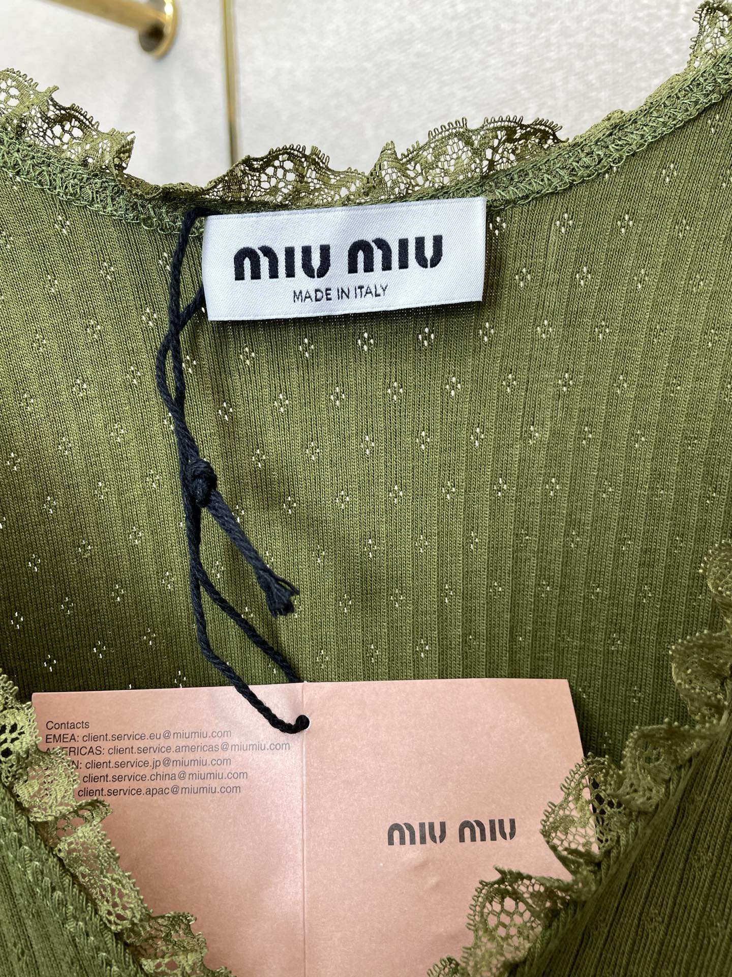 Miumiu谬谬👚砸锅卖铁都要上的新款👚新款女装休闲蕾丝边连衣裙👗高端版本！独特设计 专柜定制面料 透气