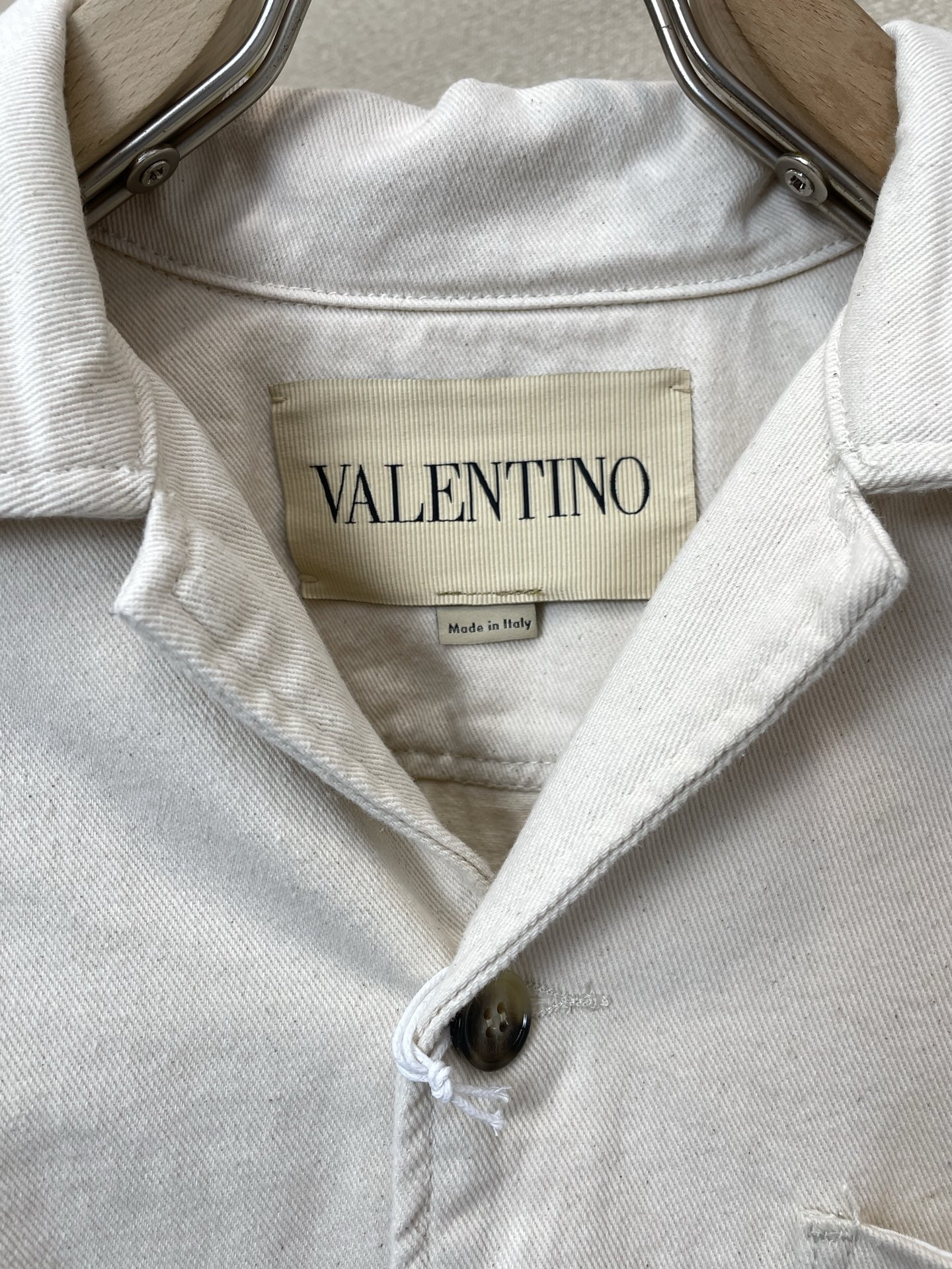 VALENTINO华伦天奴💥砸锅卖铁都要上的新款新款原单男士休闲牛仔短袖开衫 高端定制 高端版本 时尚百
